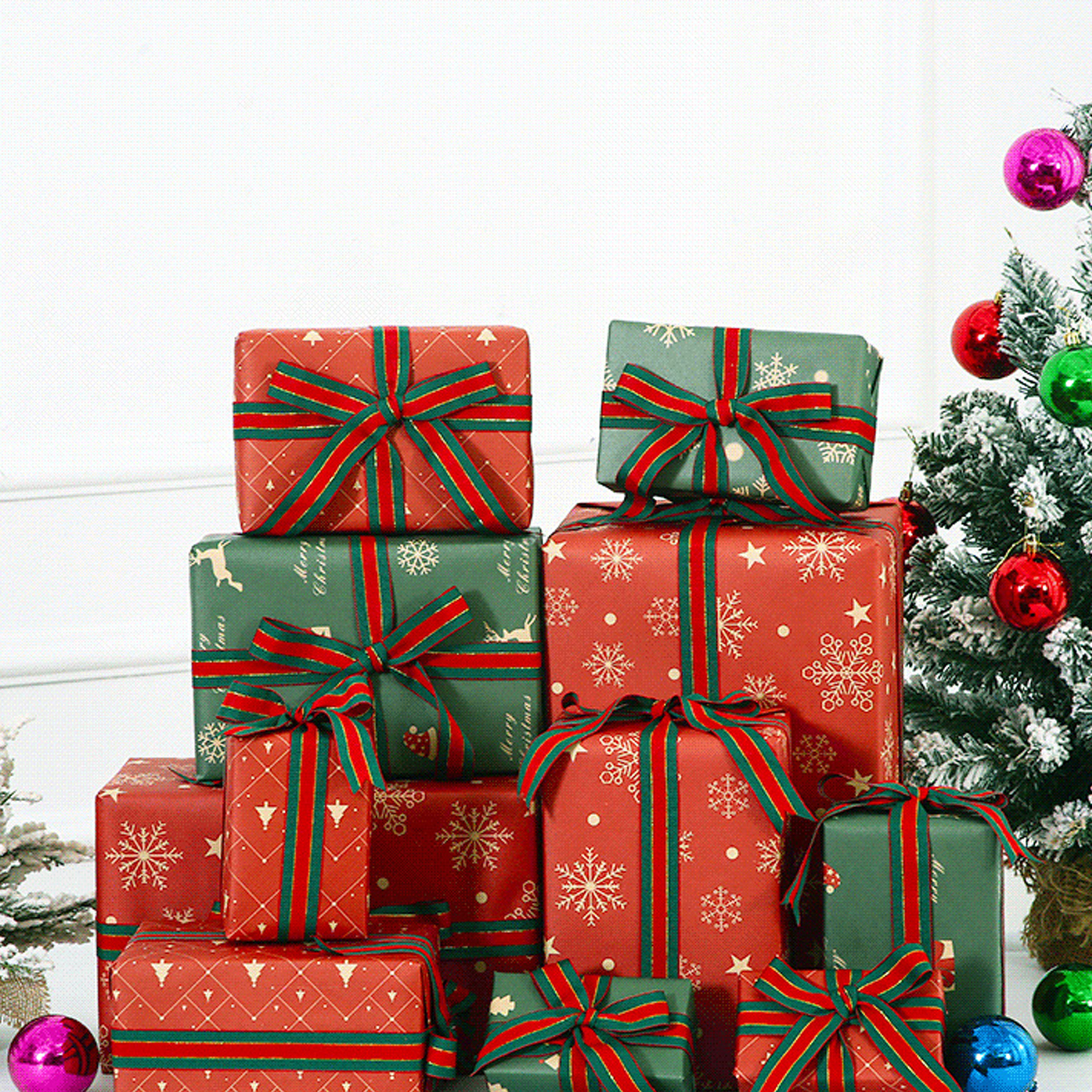 Christmas Gift Wrapping Paper 15