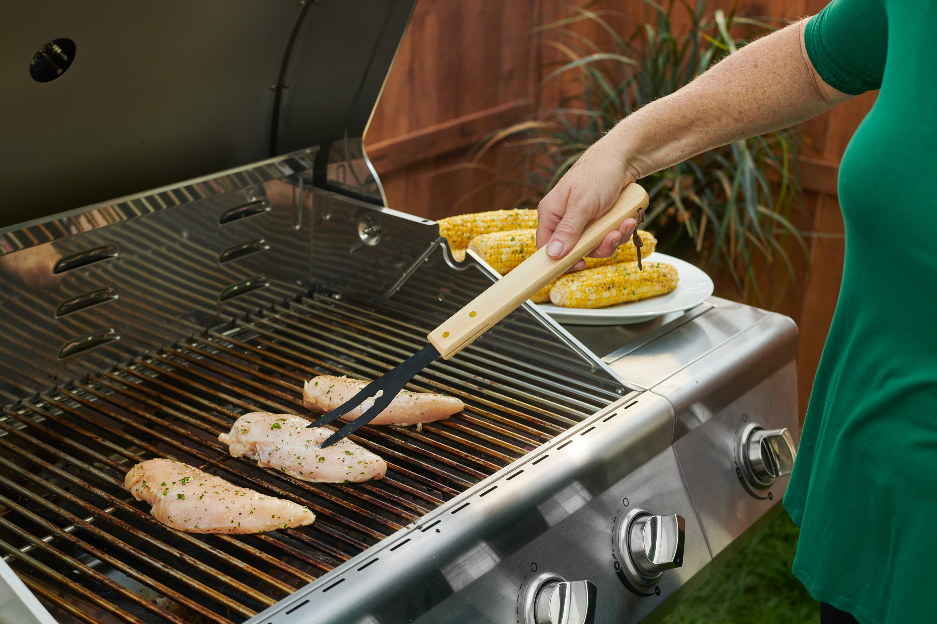 Premium Wood Handle BBQ Set 1