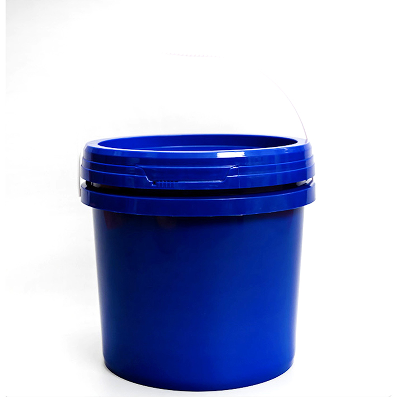 5 Litre Plastic Bucket with Lid 3