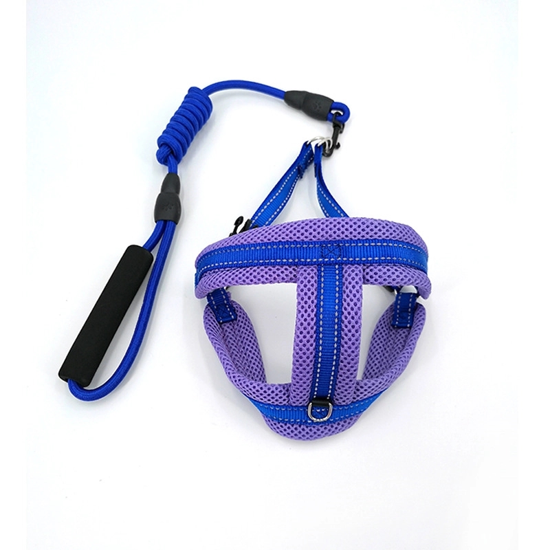 Adjustable breathable pet leash 2