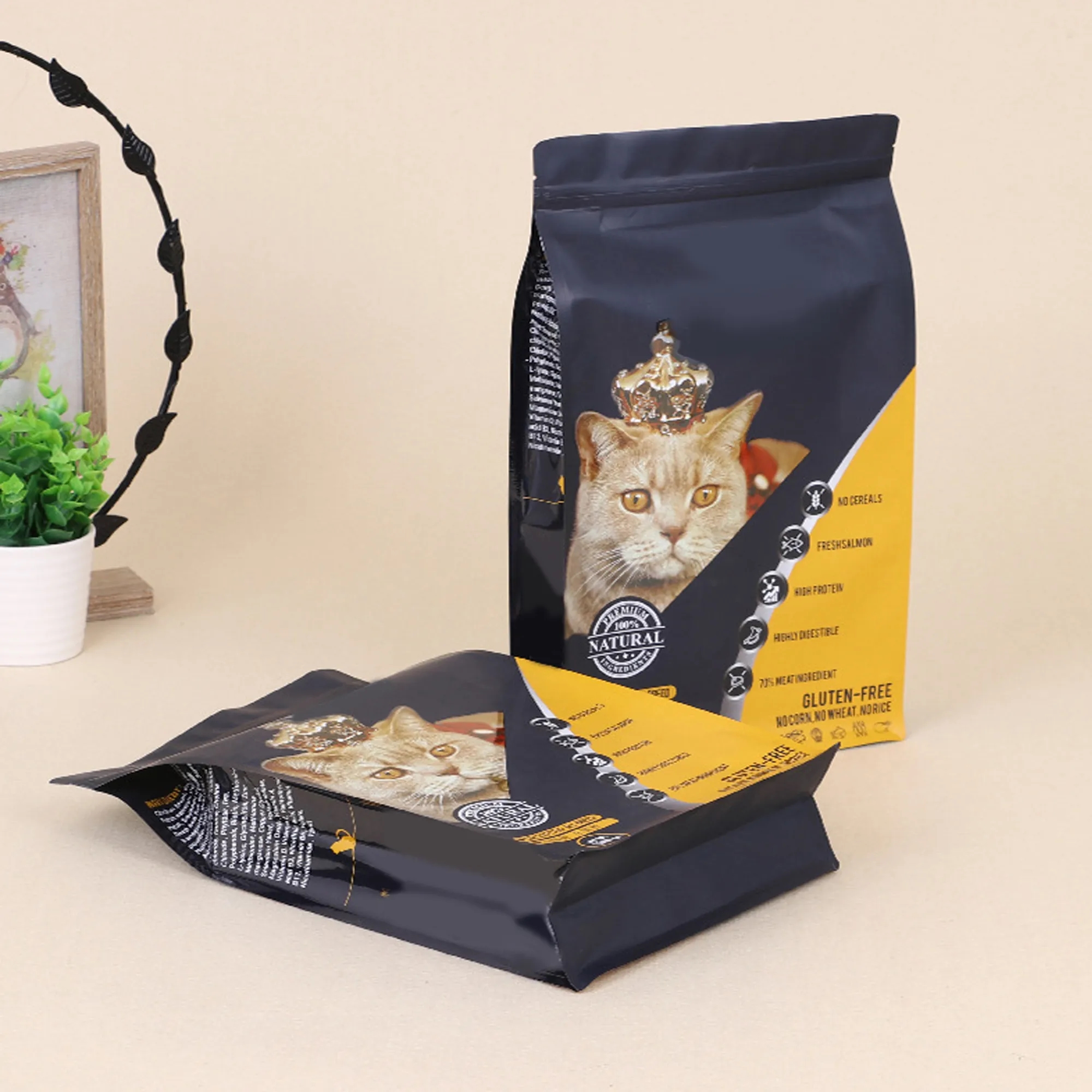 Resealable Pet Food Pouch With Aluminum Foil Layer 3