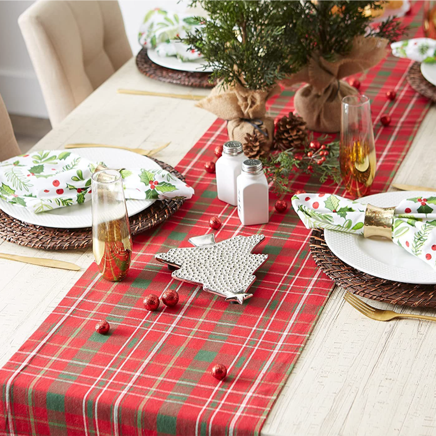 Christmas table flag and tablecloth 2