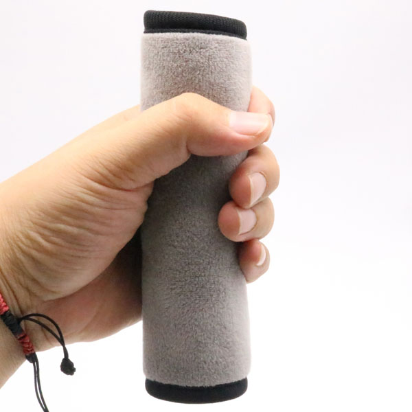 Neoprene Handle Wraps/Gripper /Identifier for Travel Bag 3