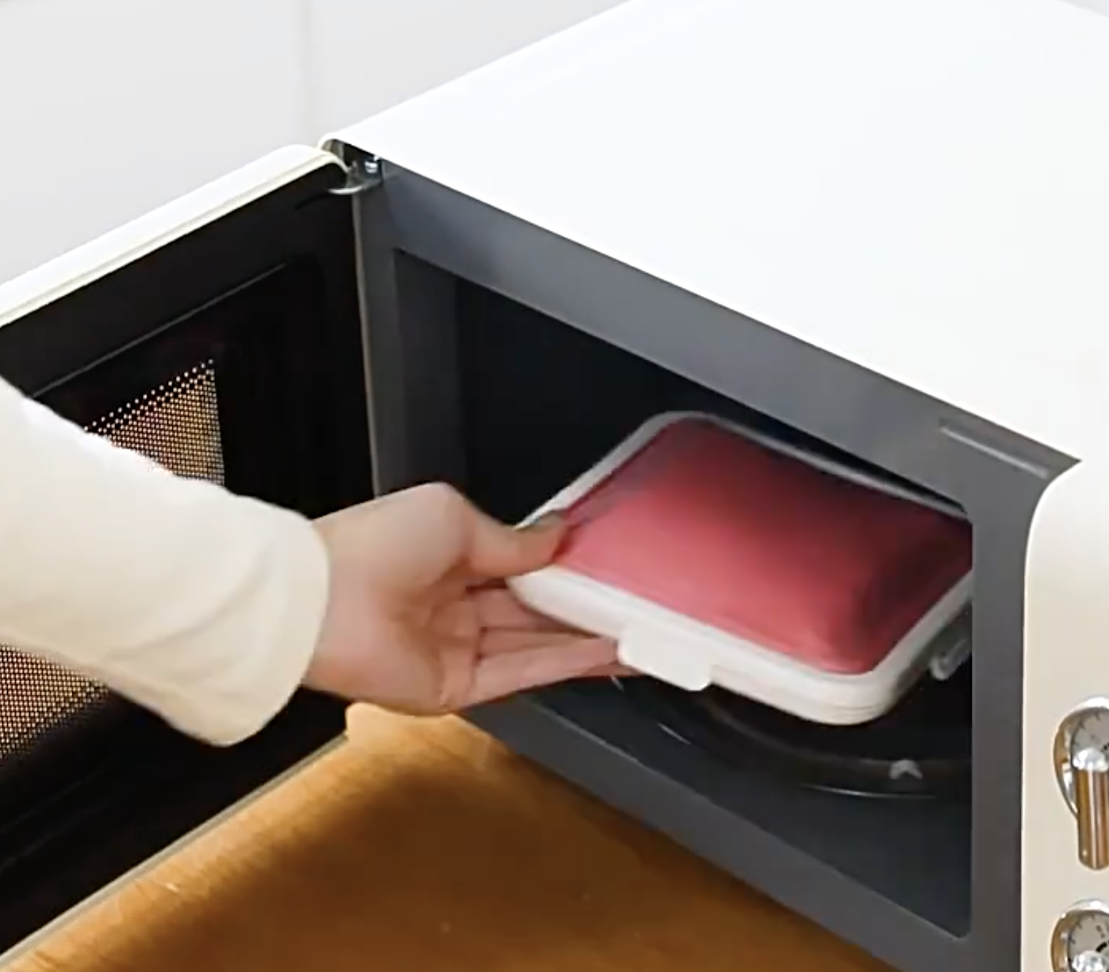 Silicone Sandwich Containers 2
