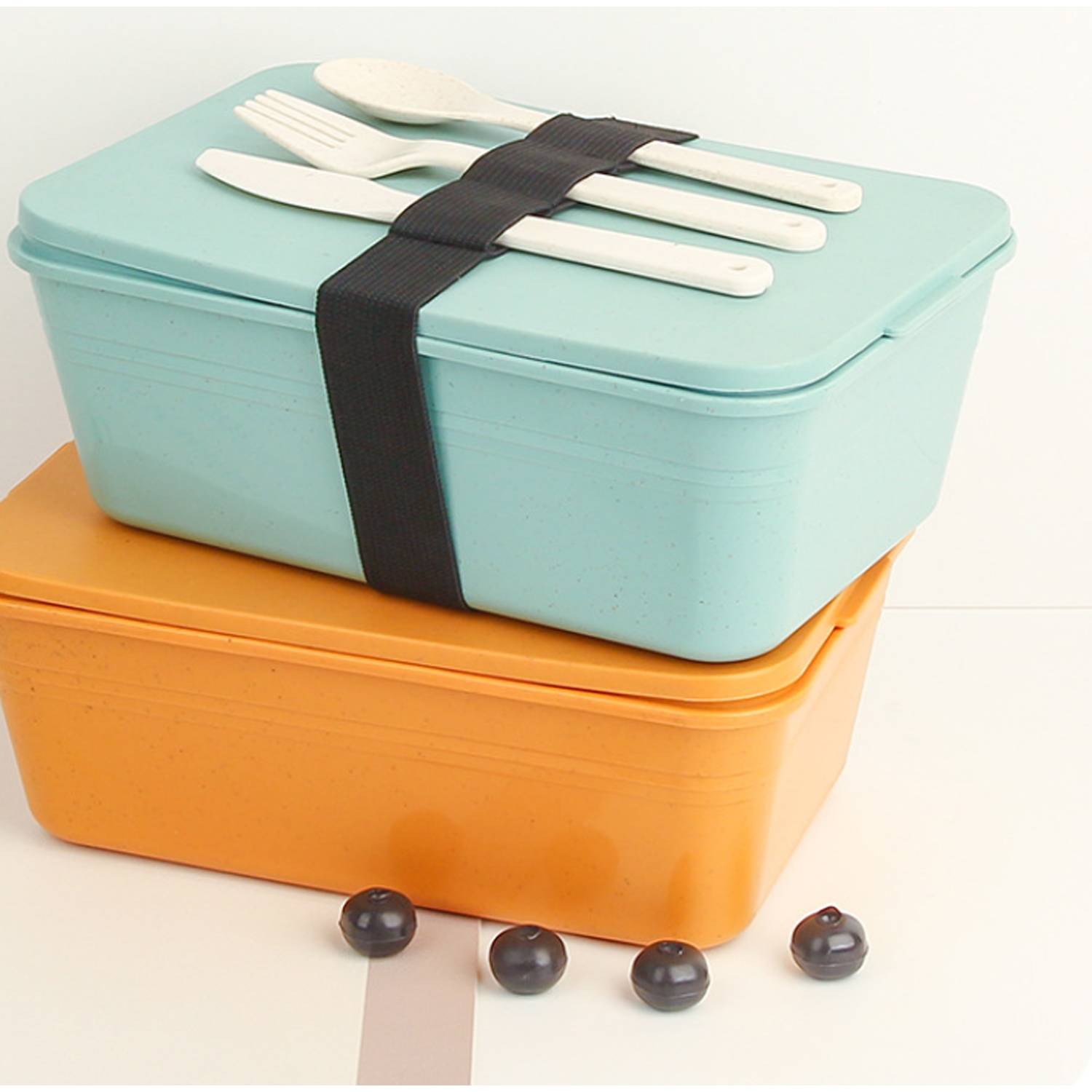 Wheat Straw Lunch Boxes Set W/ Utensils 4