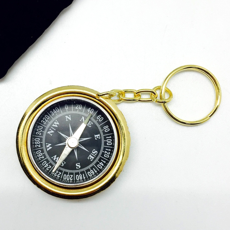 vintage Brass Compass Keychain in velveteen pouch 8