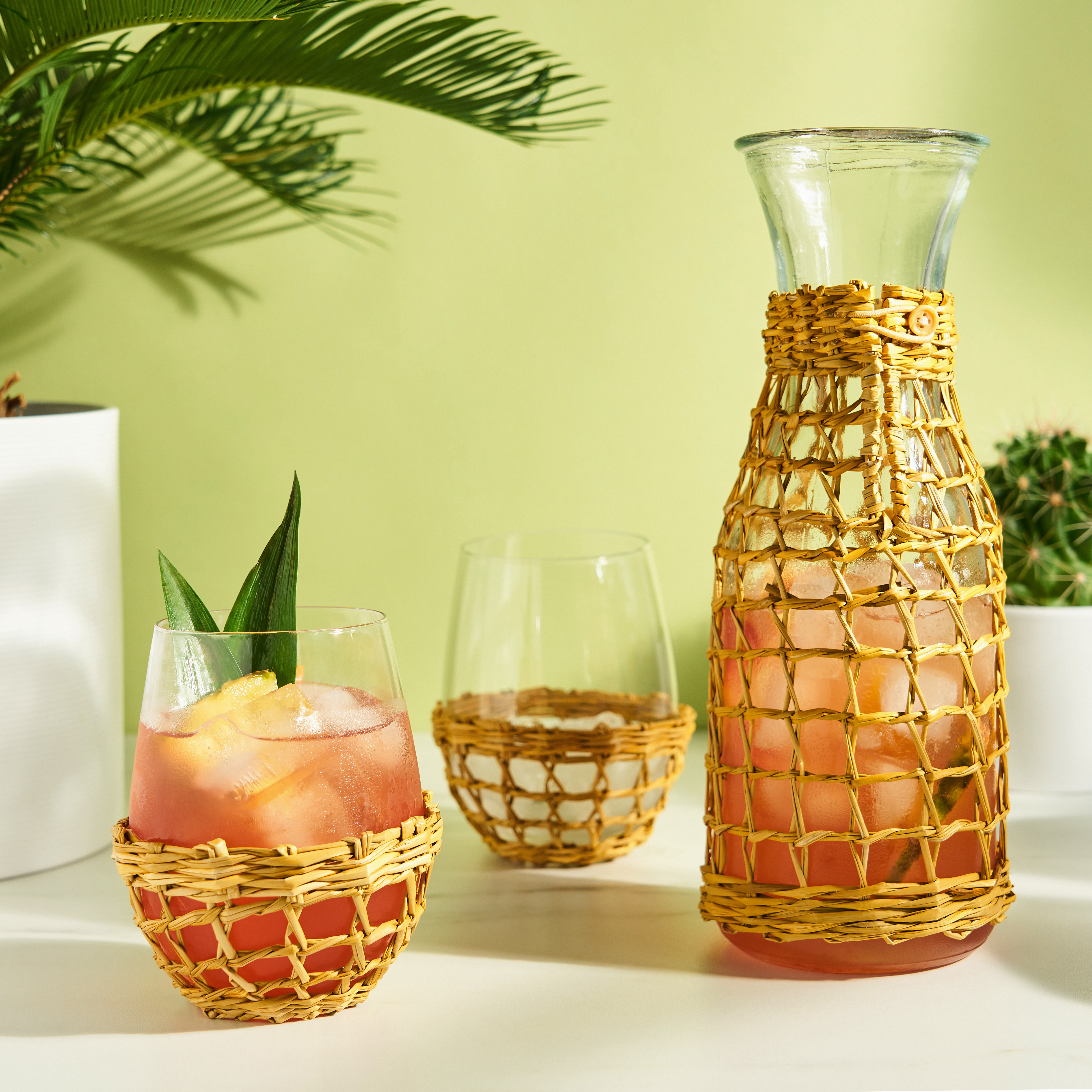 Twine Living® Island Carafe & Stemless Wine Glass Set 2
