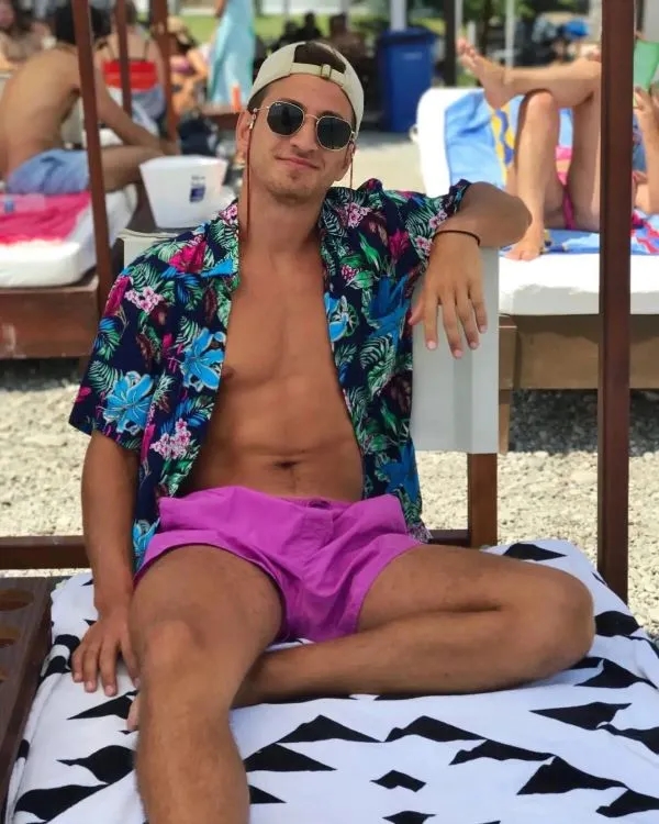 Stylish Custom Hawaiian Shirts 2