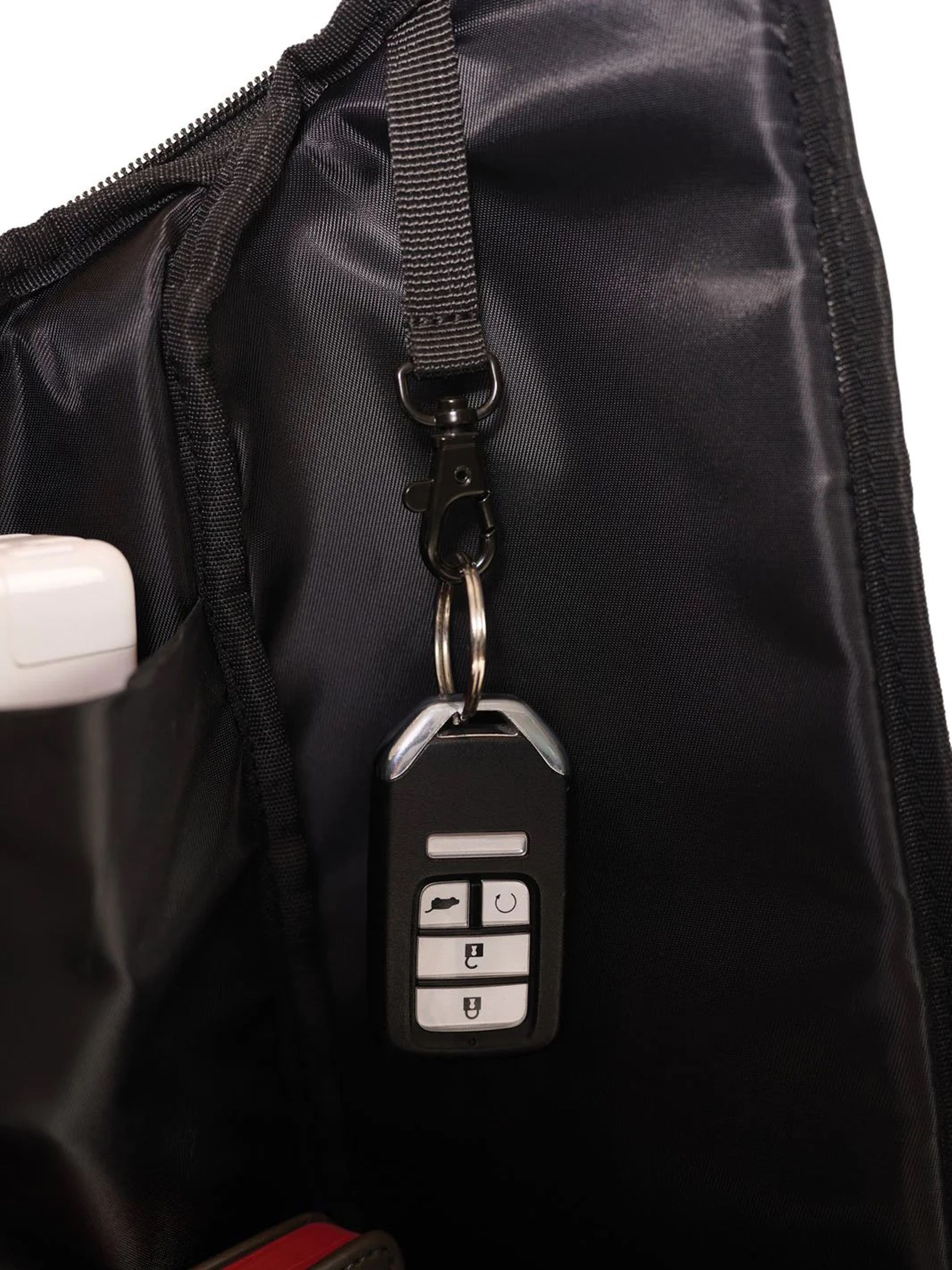 EZRI Travel Backpack with Embroidery 2