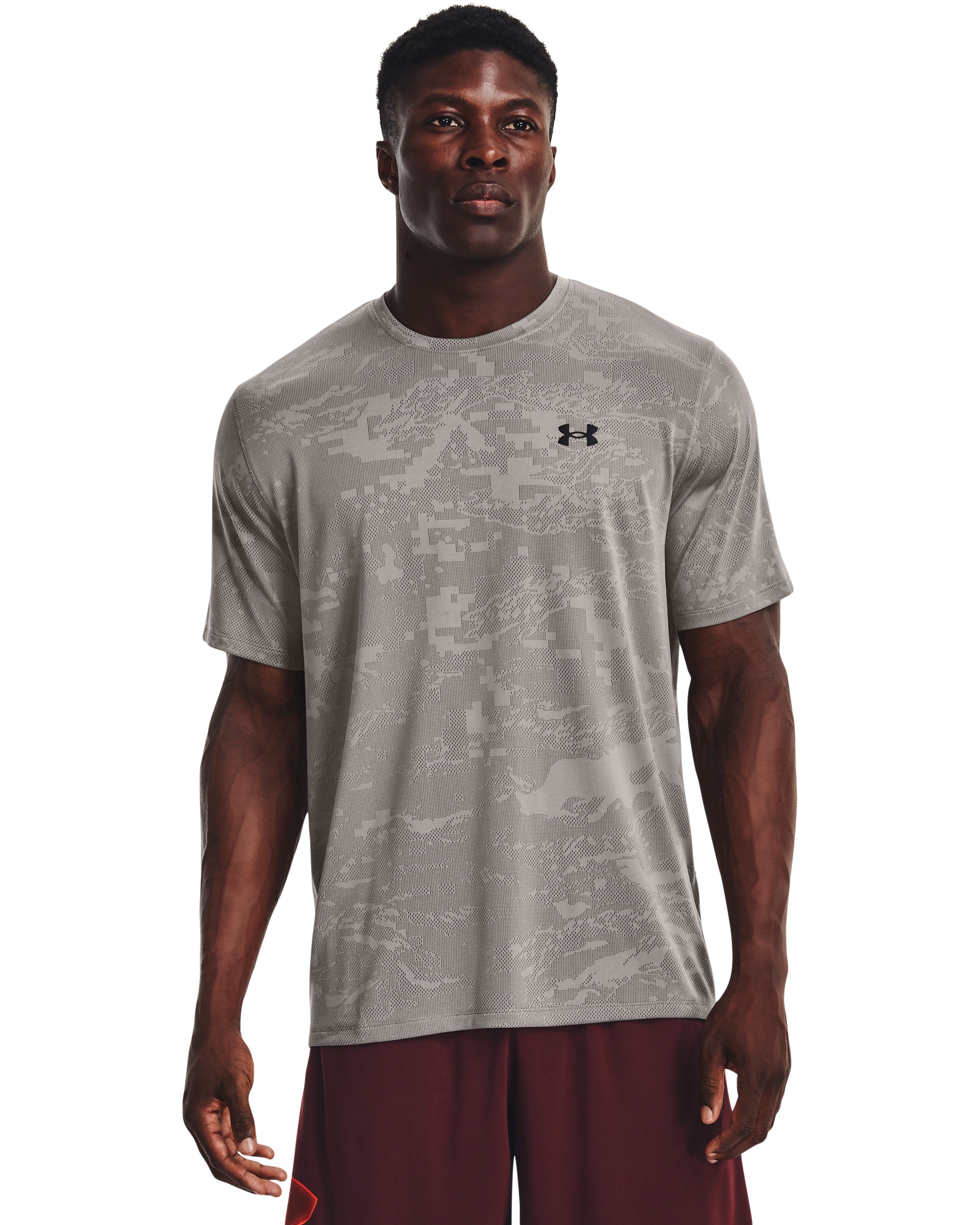 UA Vent Camo Men's Training Short Sleeve 2