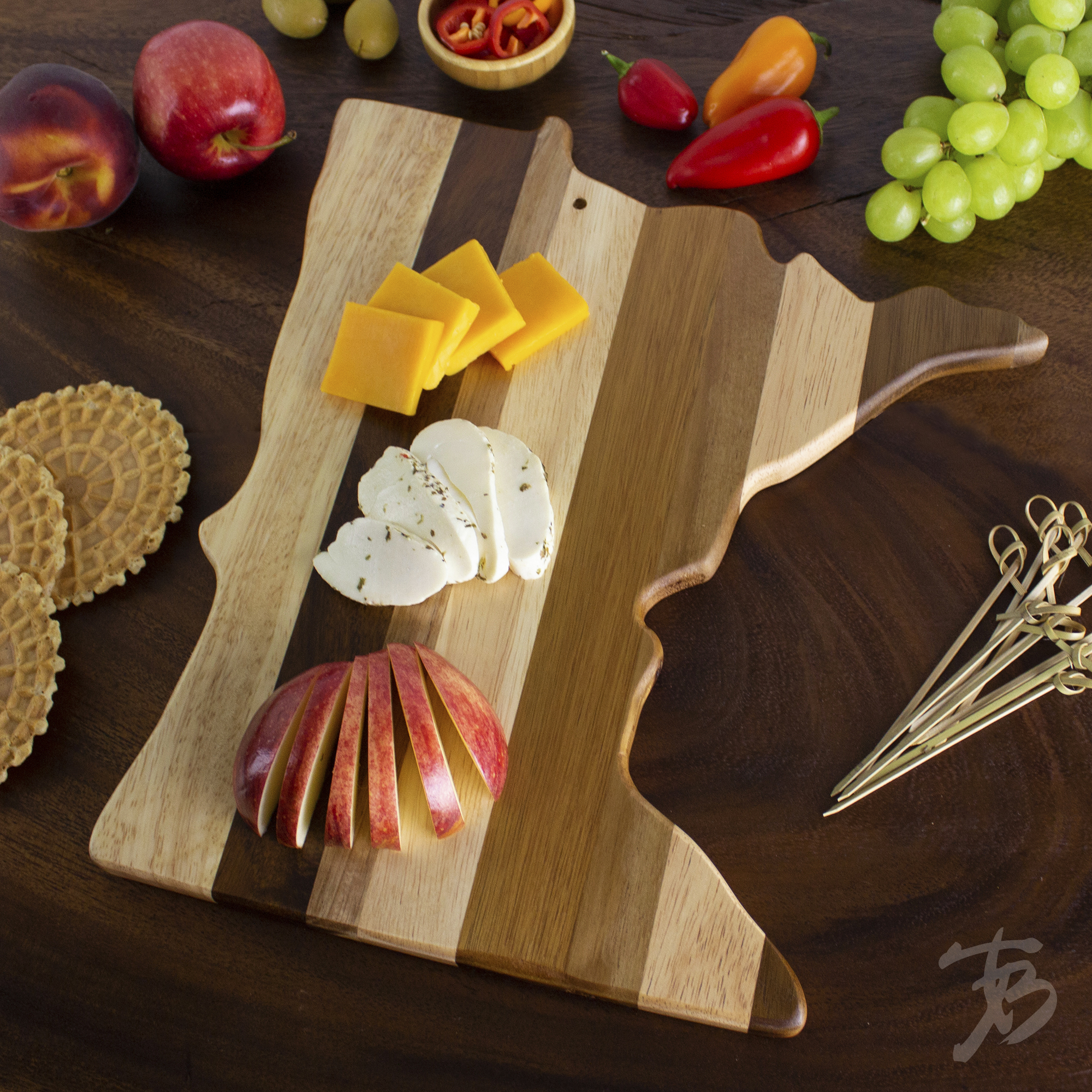 Rock & Branch® Shiplap Series Minnesota State Shaped Wood Serving and Cutting Board 9