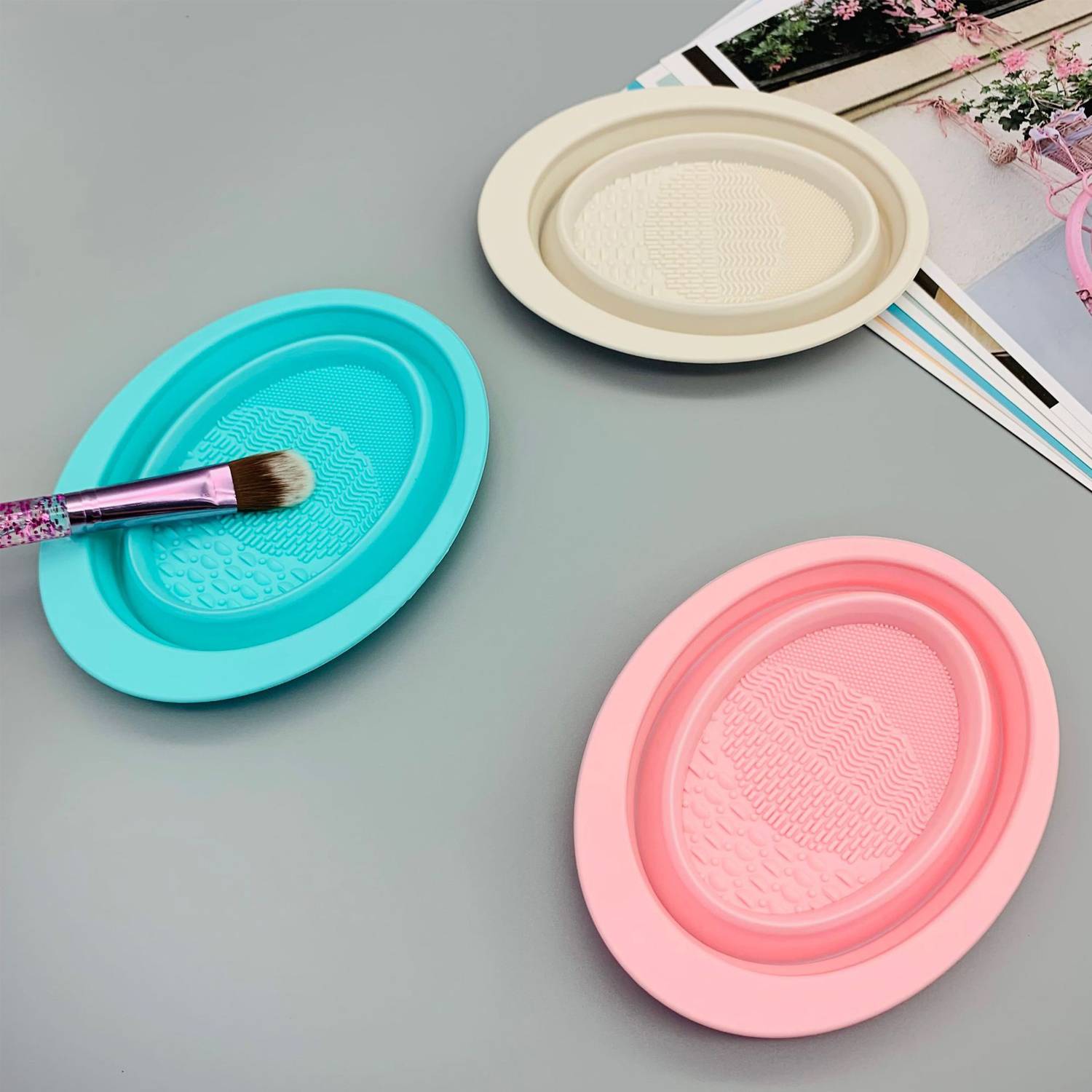 Makeup Brush Beauty Cleaning Tool Silicone Folding Bowl 3