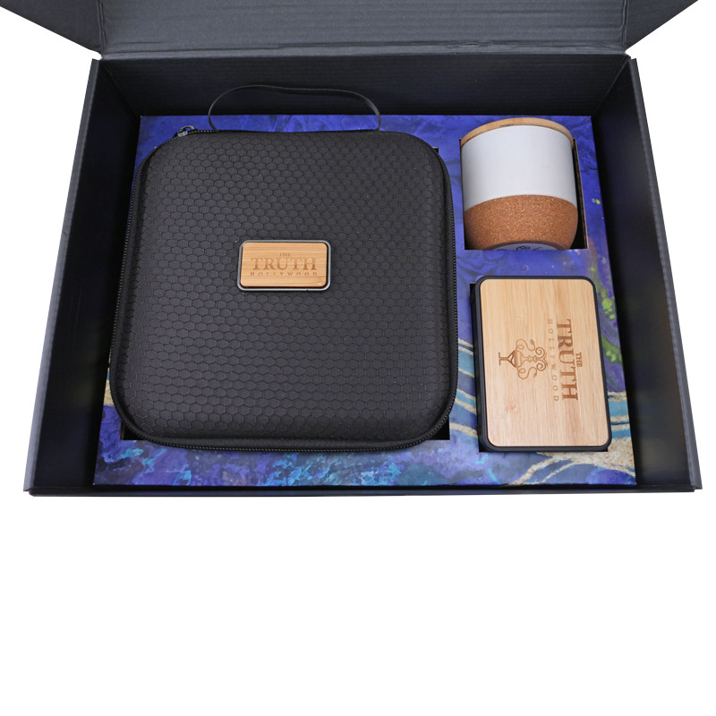 Calm and Relax Cozy Kit with Candle (3 Pieces) 14