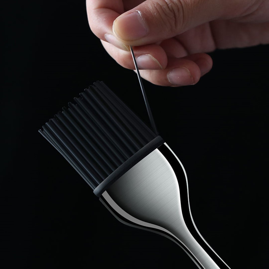 Stainless Steel Hollow Handle Outdoor Barbecue Brush 5