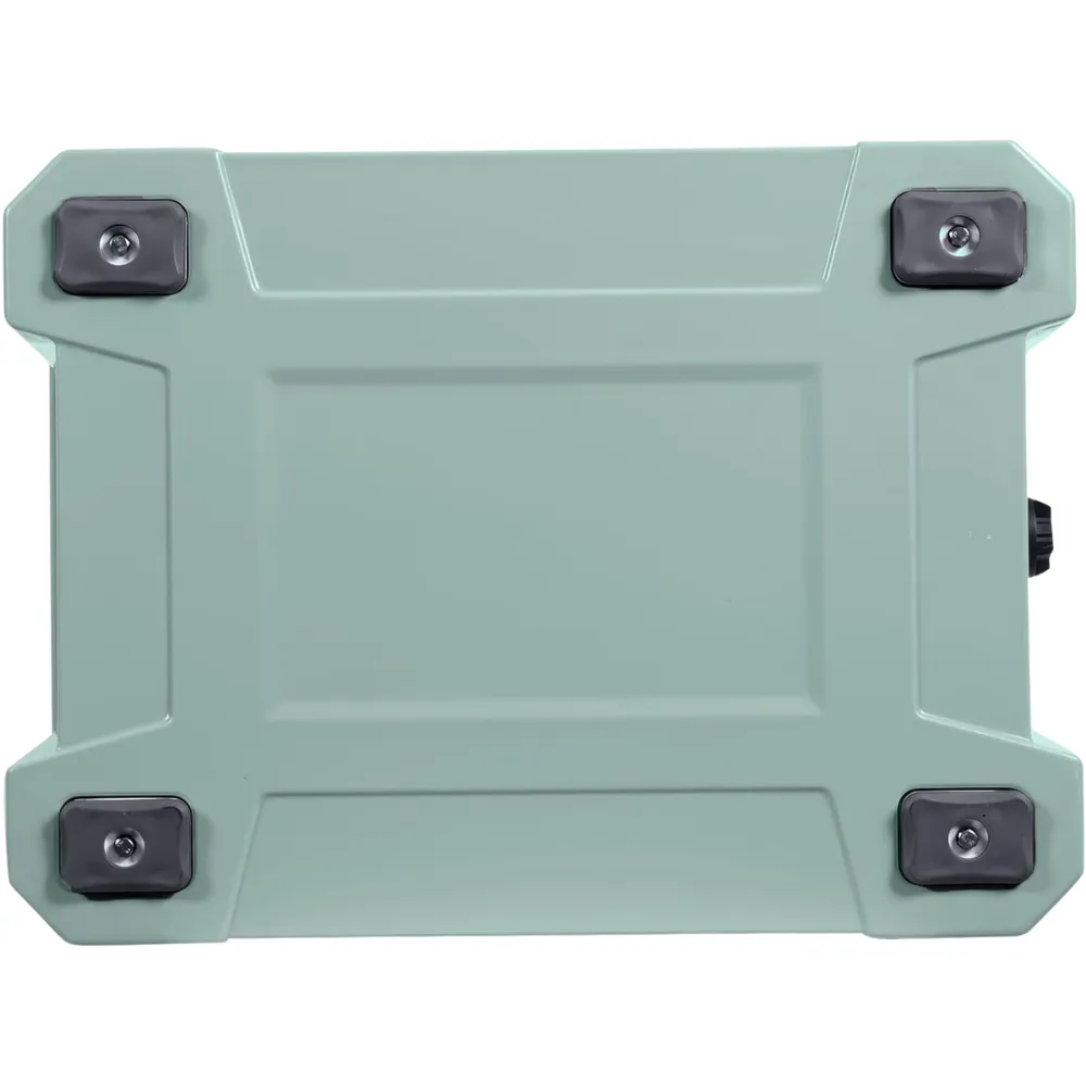 40L Ice Chest with 4 Molded-in Cup Holders 16
