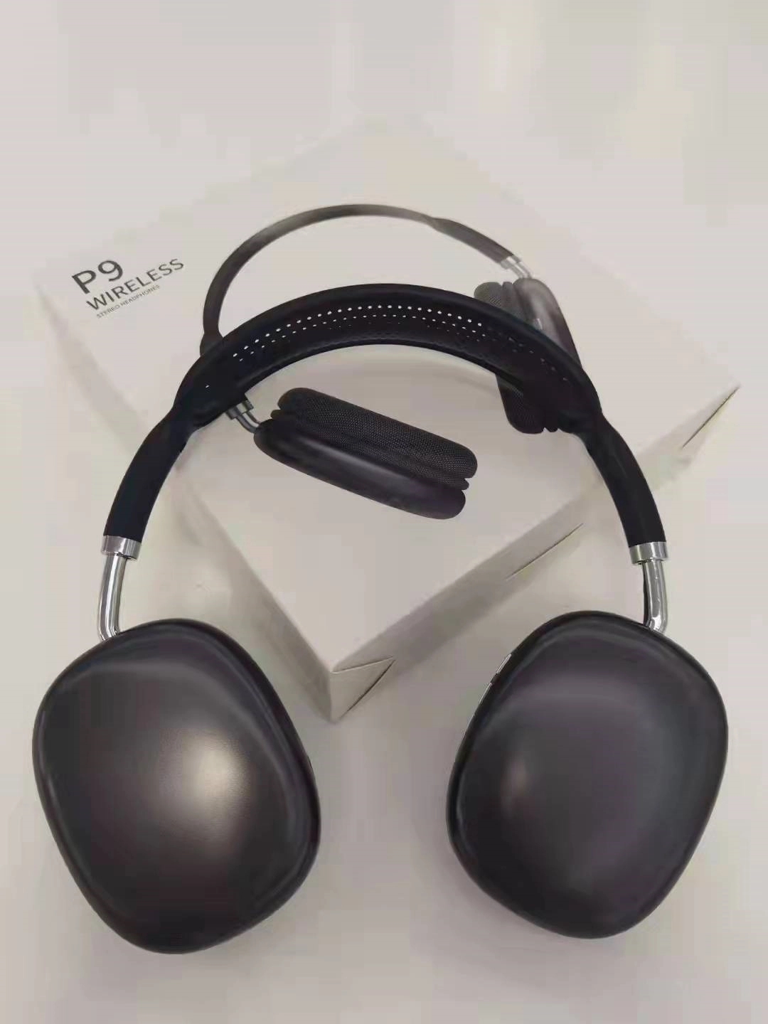 New  Bluetooth Wireless Over-Ear Headphones with MIC/FM/MP3 14