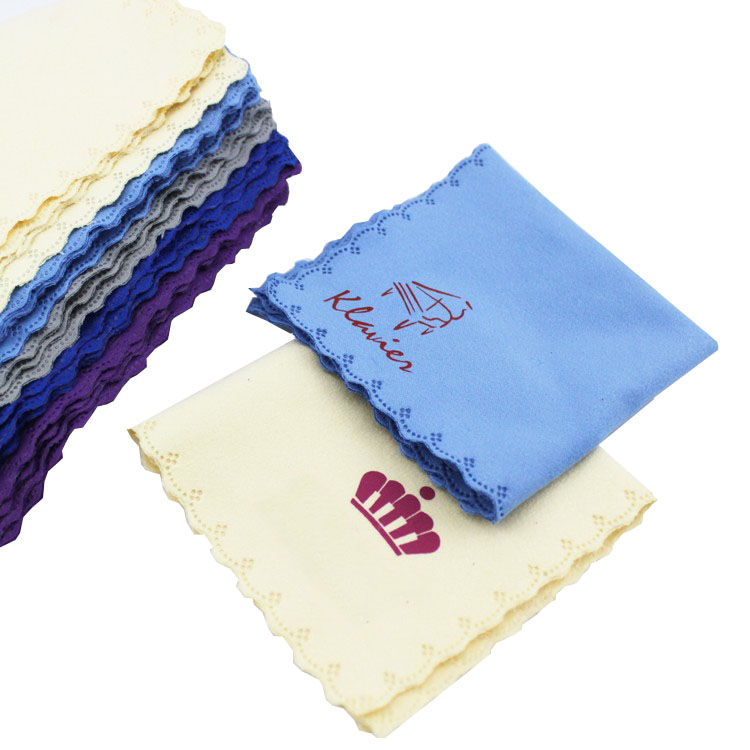 Microfiber glasses cleaning cloth