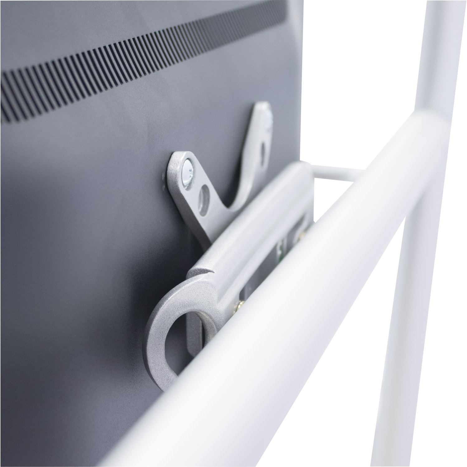 EuroFit™ Cascade Hanger Merchandiser 4