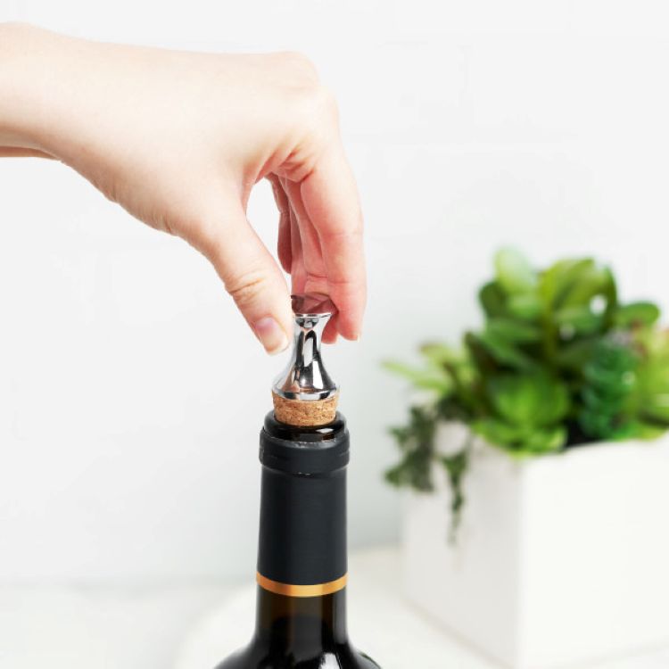 True® Monarch: Bottle Stopper 7