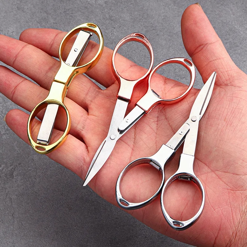 Folding Scissors 3