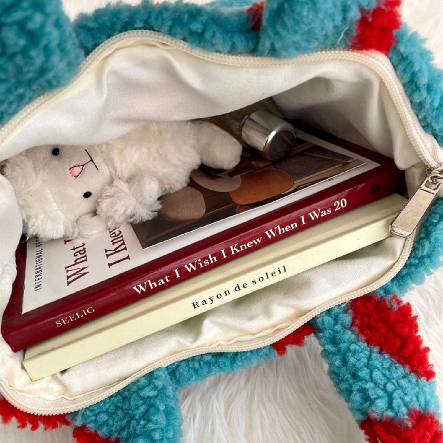 Woman's Plush Tote Bag 7