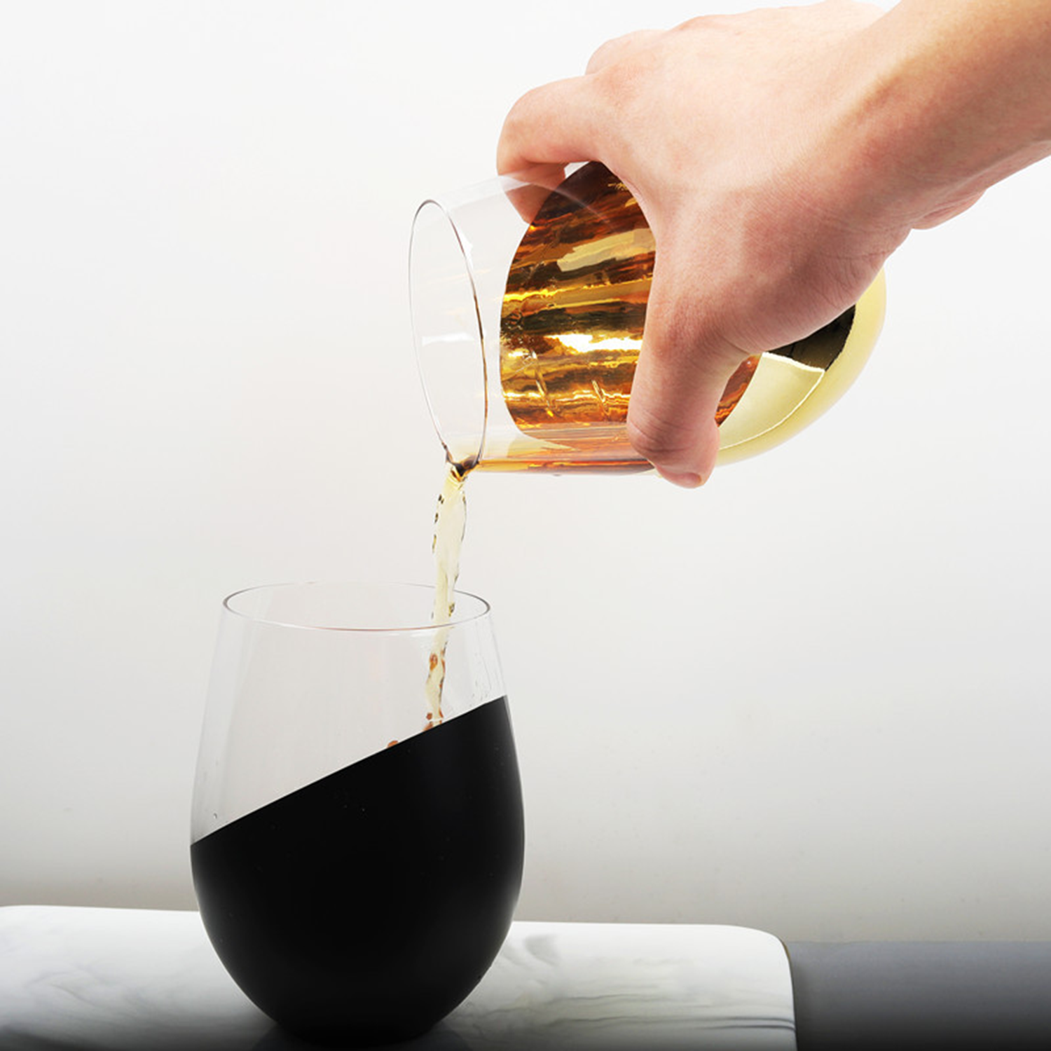 Holiday Egg Shaped Stemless Wine Glass 6