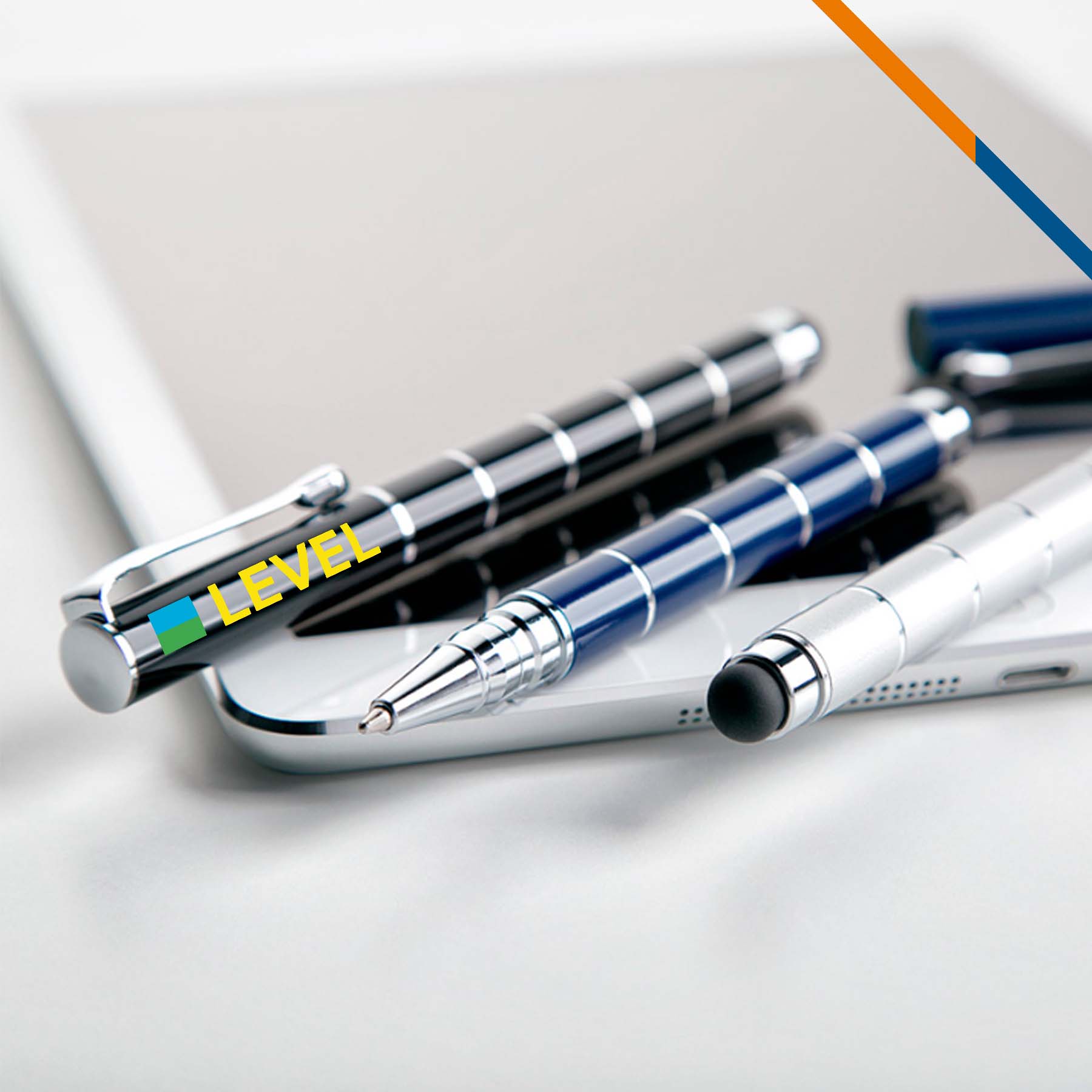 Jadom 2in1 Stylus Pen 4