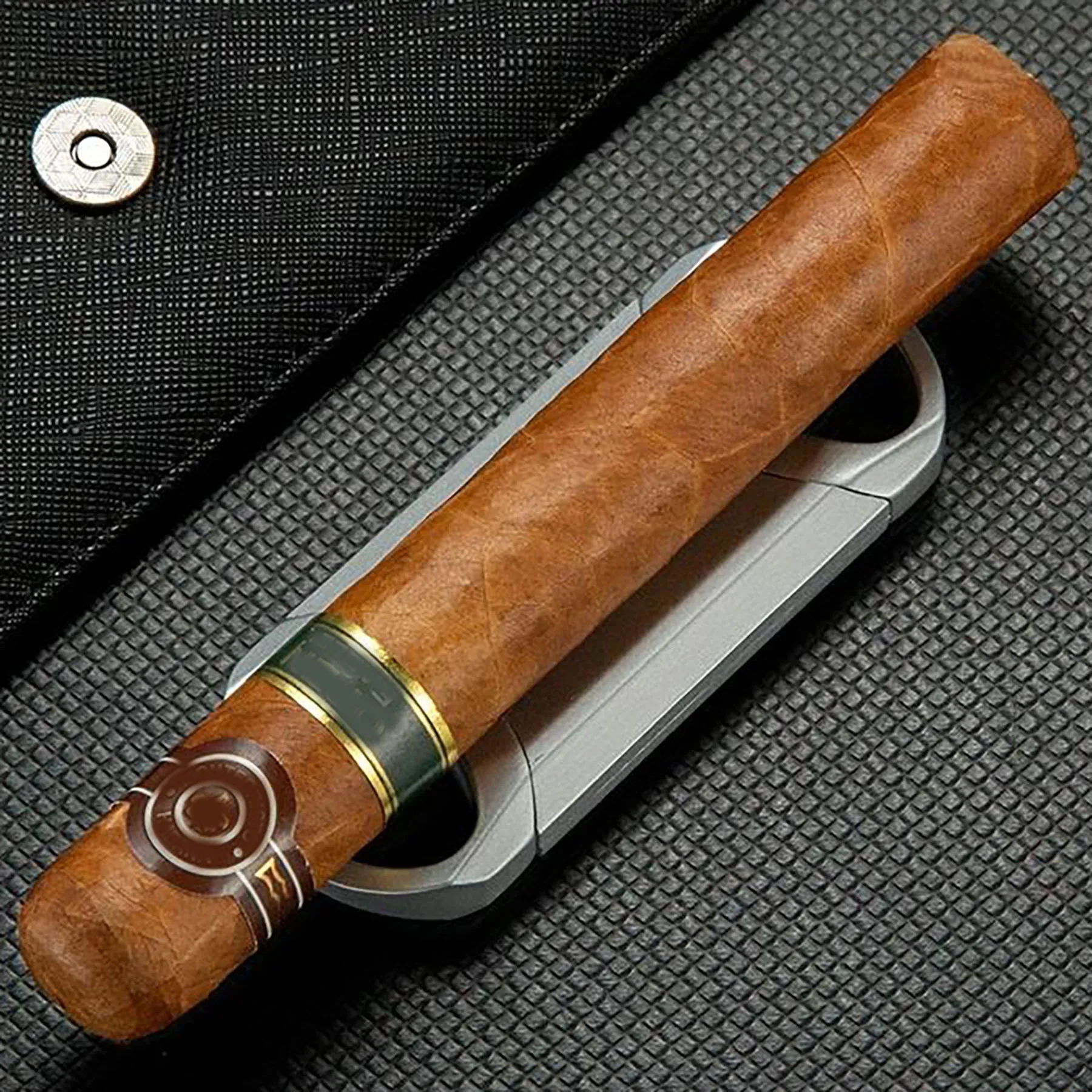 Stainless Steel V-Cut Cigar Cutter 9