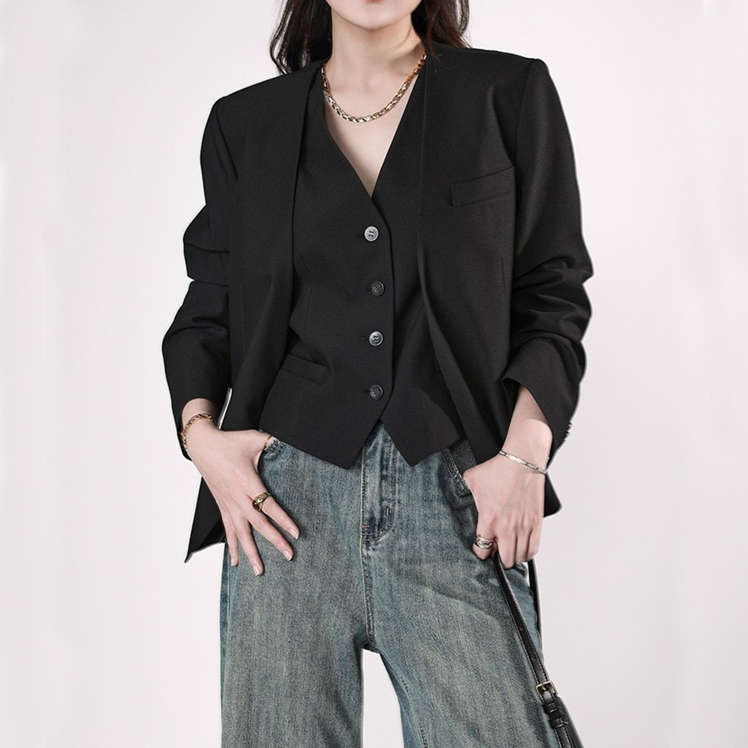 Sleeveless western-style vest 4