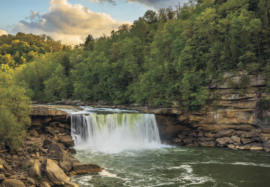 HotLine® Products Our Beautiful America® Executive Calendar 25