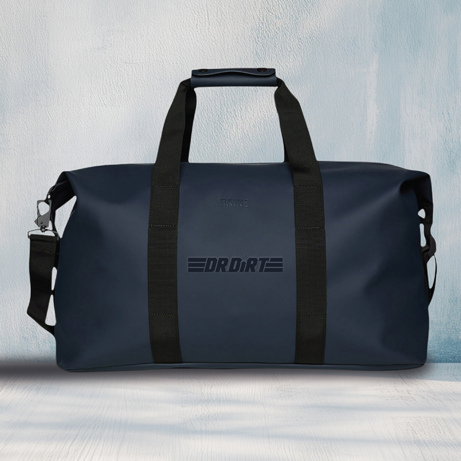 Rains® Hilo Weekend Bag 7