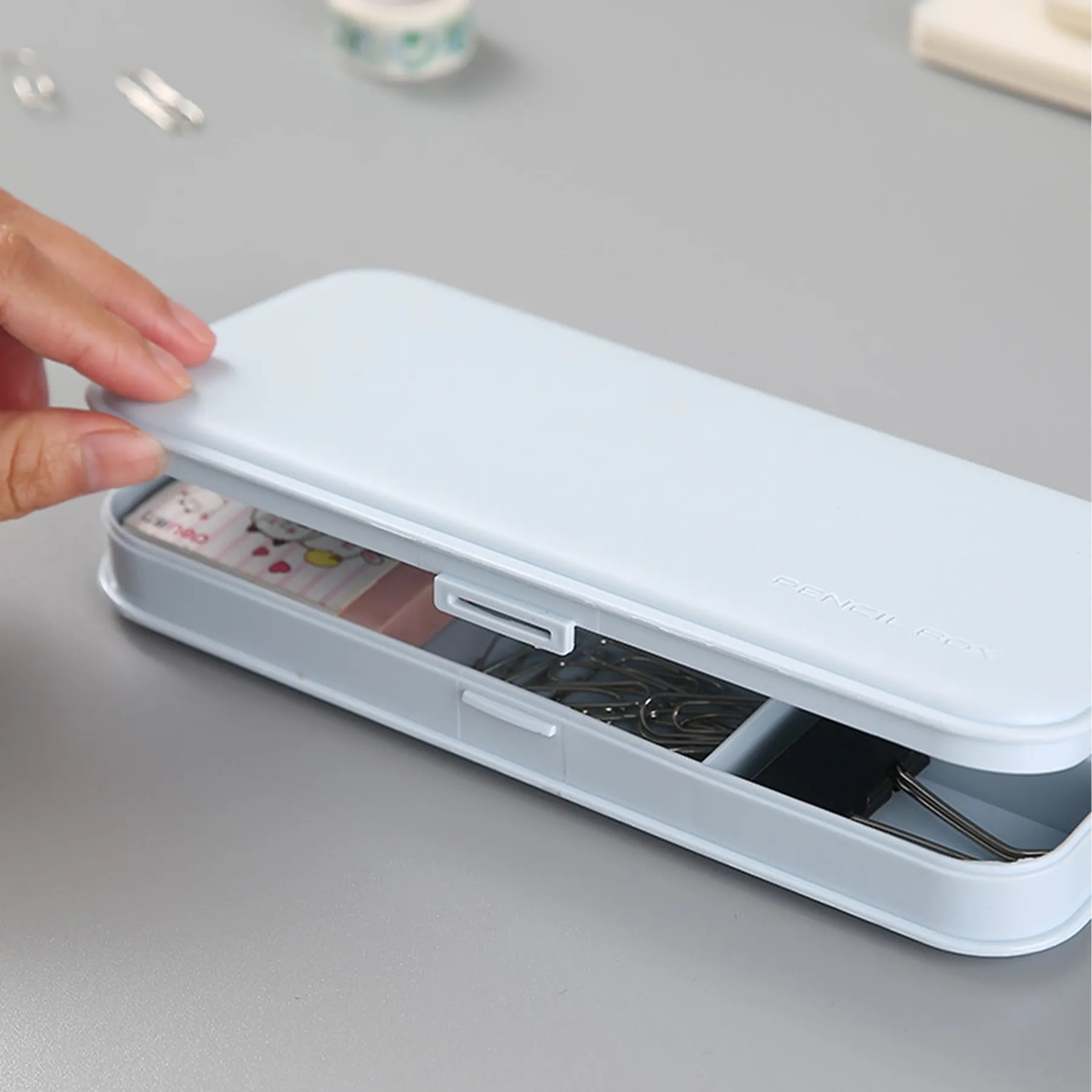 Polypropylene Minimally Divided Storage Pen Case 2