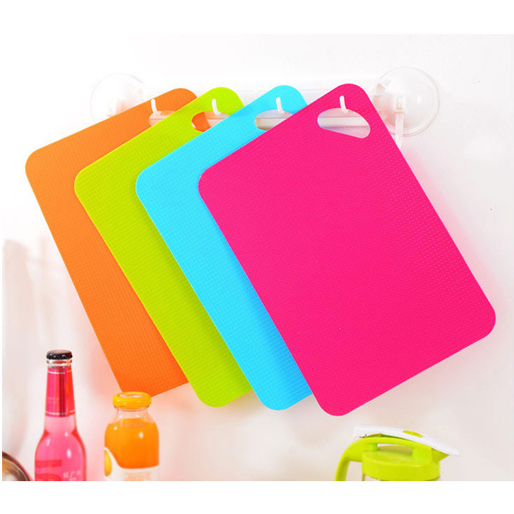 Plastic Cutting Board 1