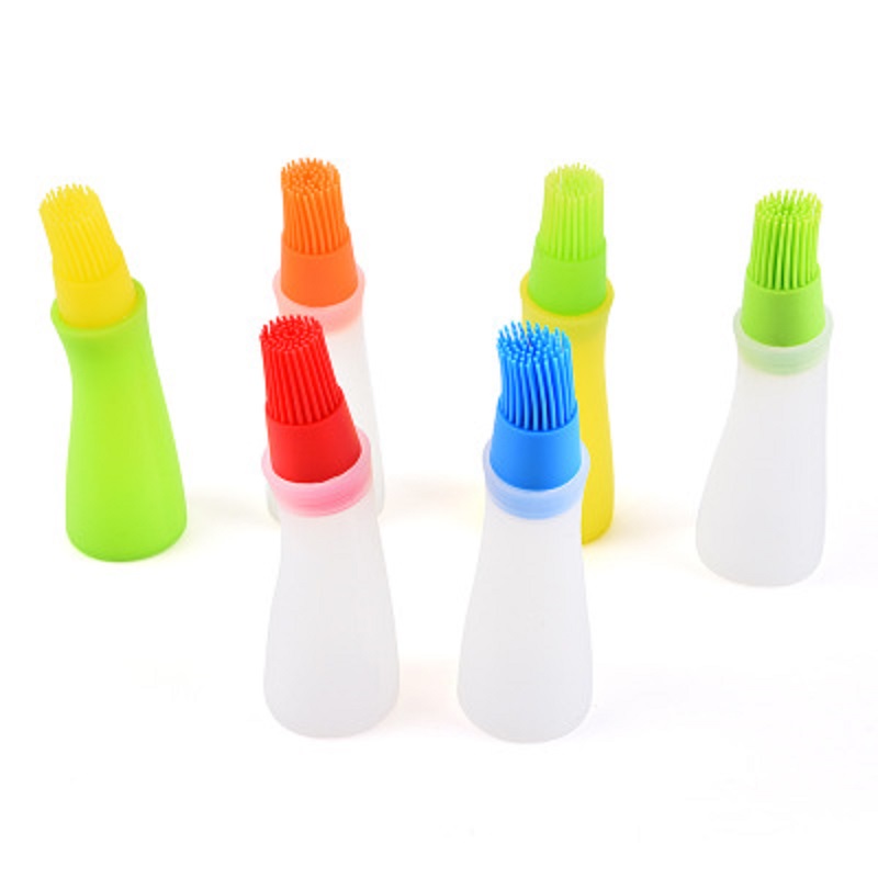 Silicone Askew Oil Brush 2