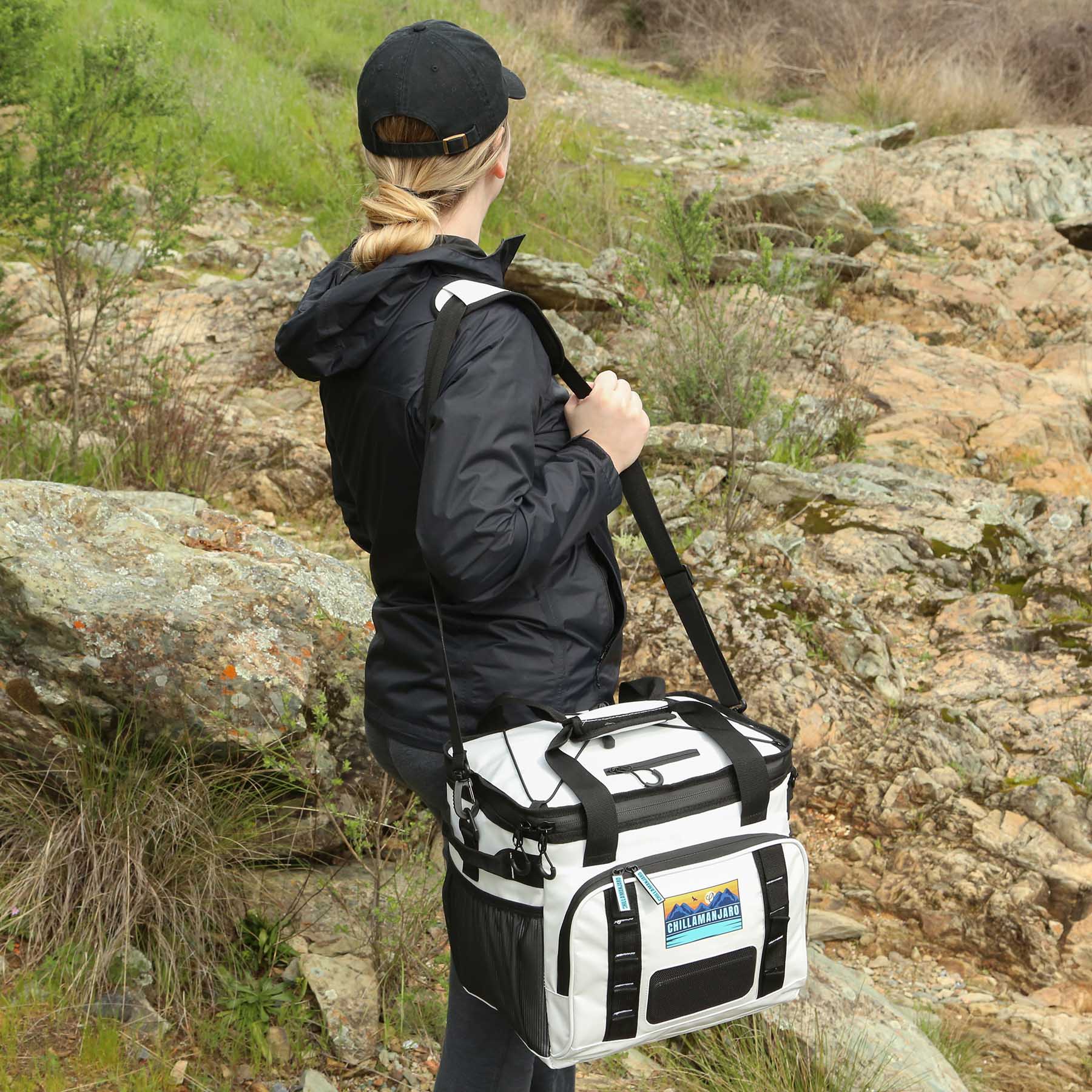 Chillamanjaro™ 18 Can Altitune Cooler Bag 12