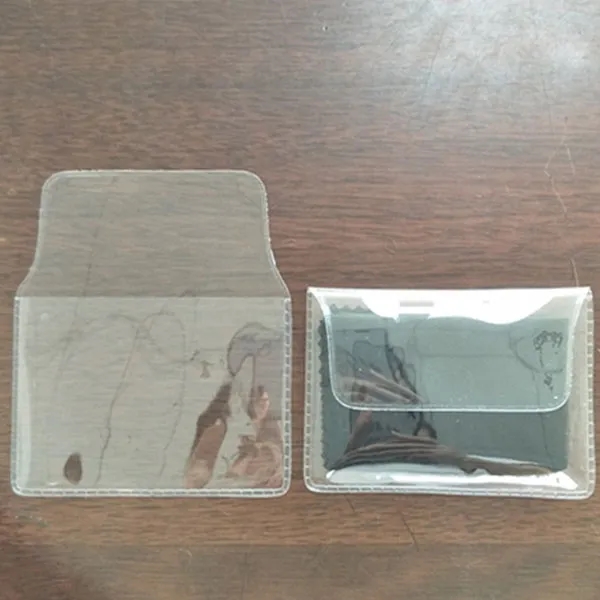 Microfiber Cleaning Cloth with Pouch 2