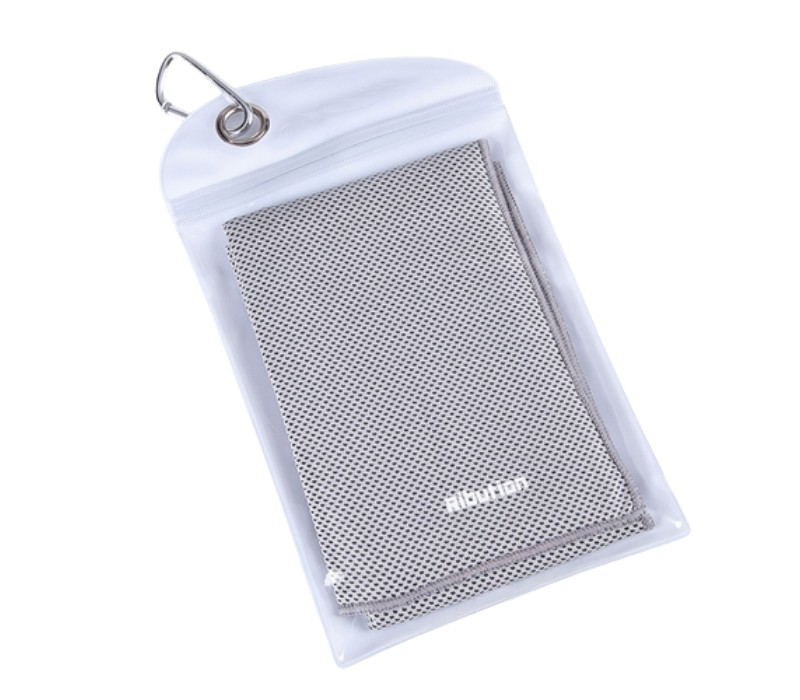 Quick Dry Hand Towel with Carabiner 2