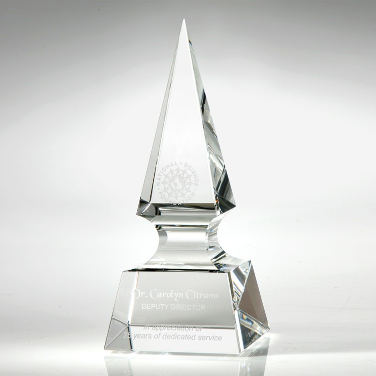 11" Crystal Award-Spear_D195CA 1