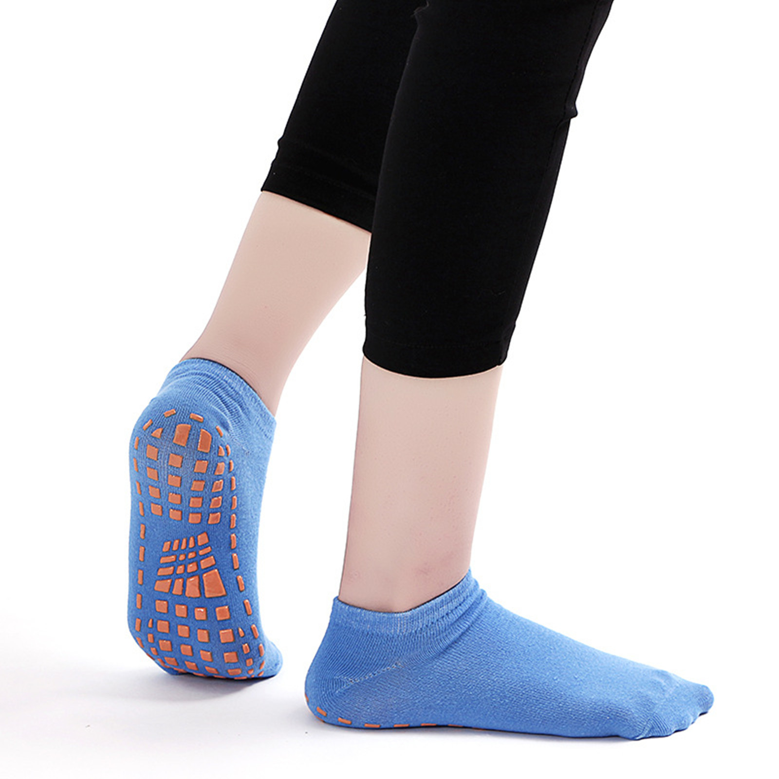 Women Soft Non Slip Trampoline Socks / Yoga Socks 4