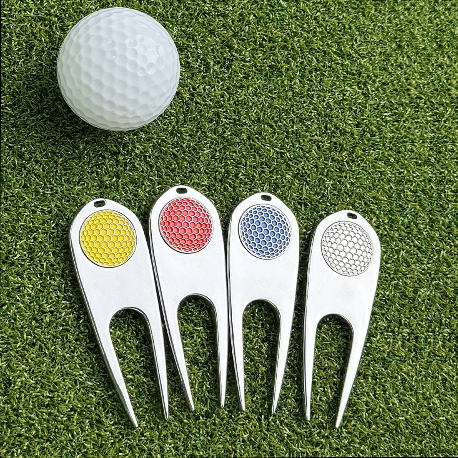 Golf Divot Tool with Belt Clip 3