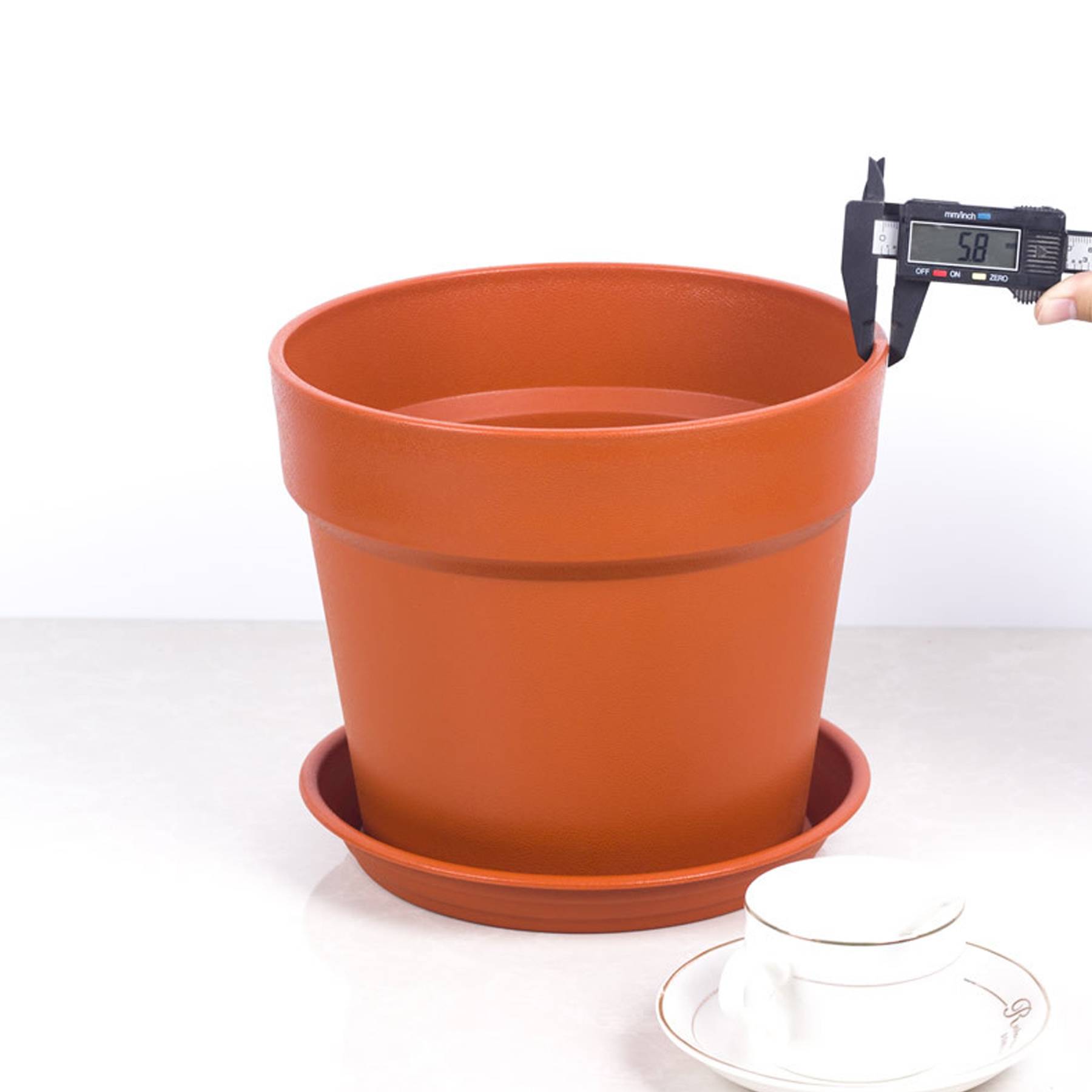 Plant Pot W/ Drainage Hole 4