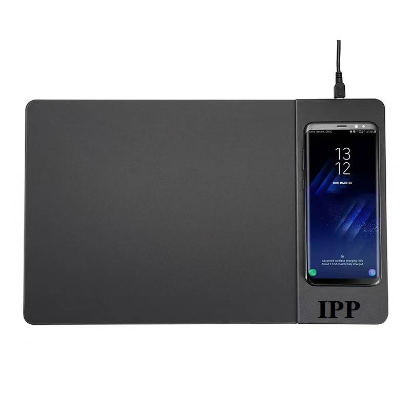 Mouse Pad Wireless Charger 2