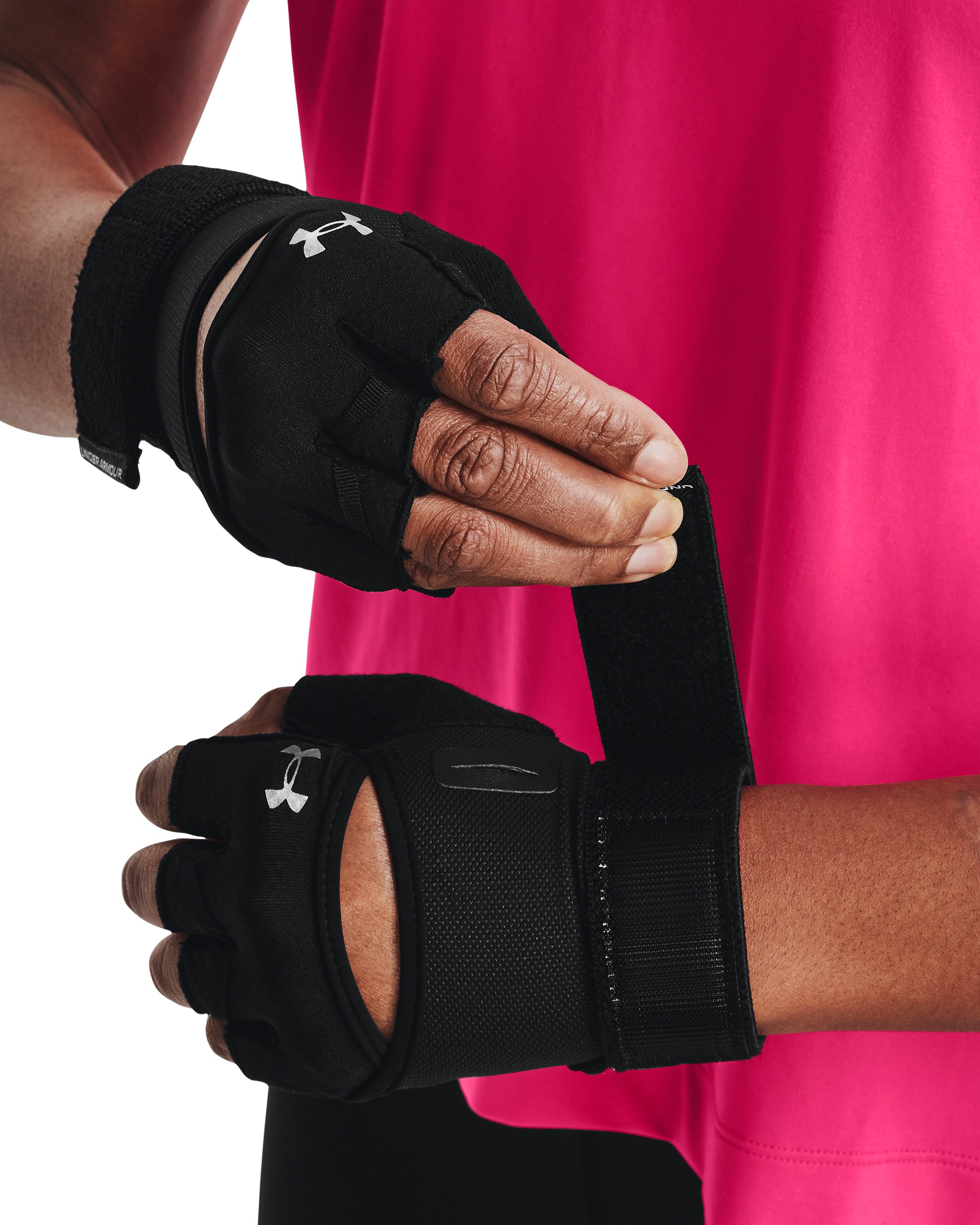 UA Weightlifting Women's Gloves 2