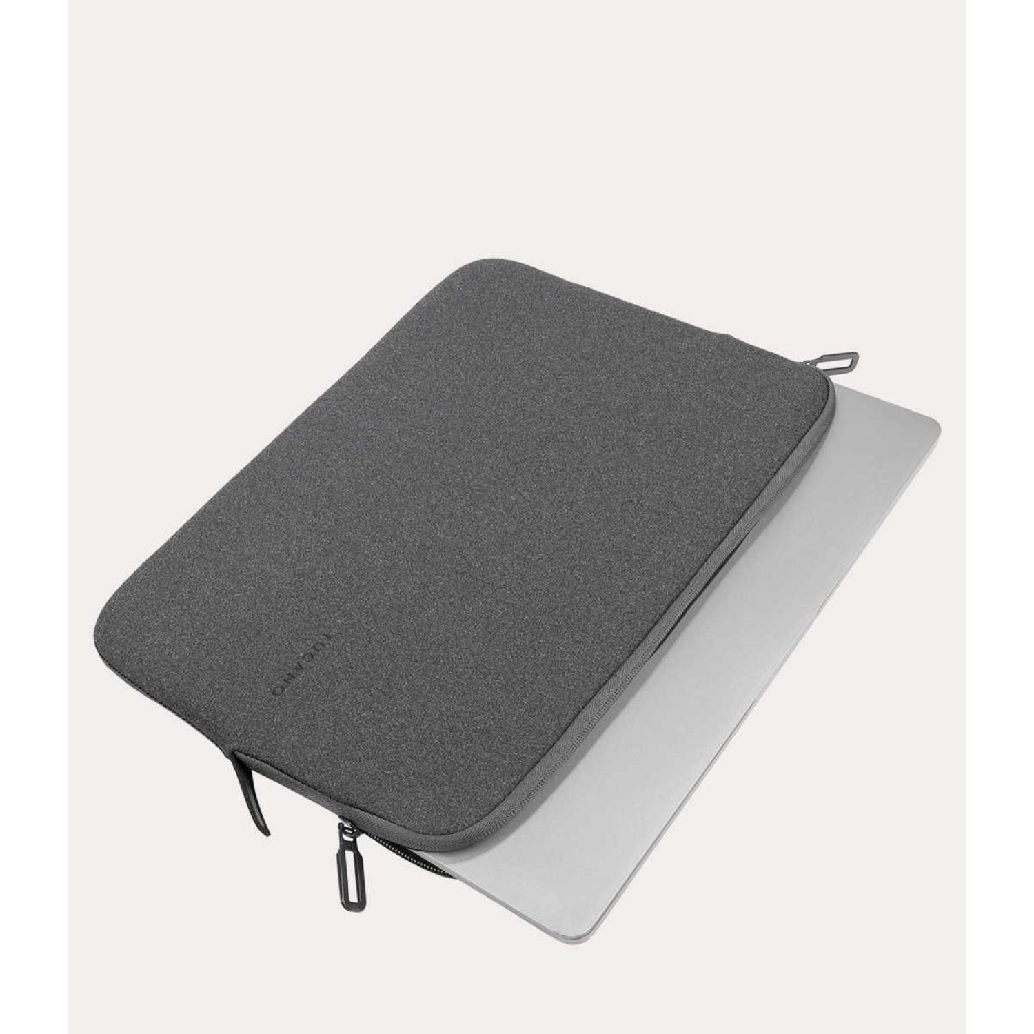 TUCANO® - Italy Recycled Anti-Slip Melange Business 14" Laptop Sleeve 10