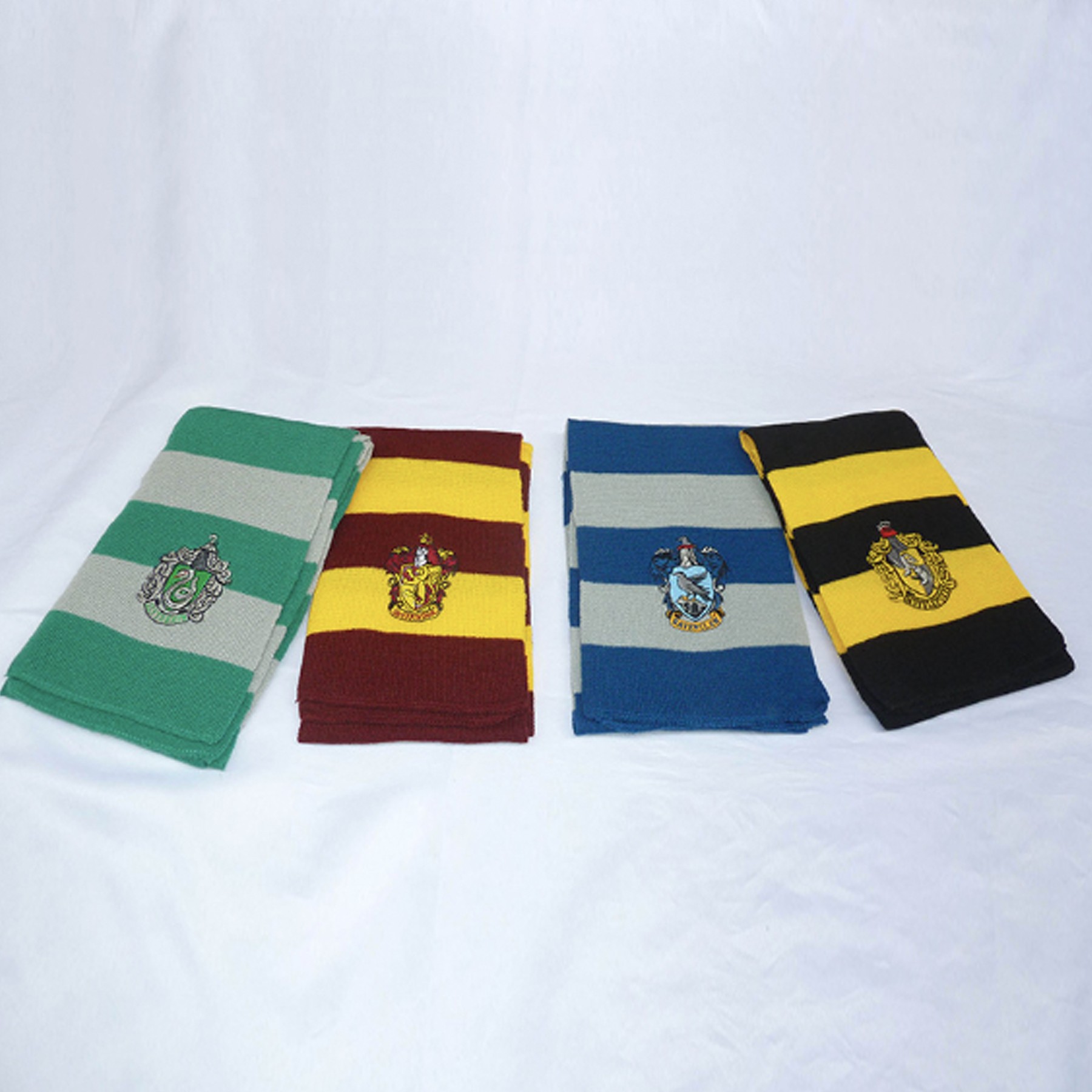 Harry Potter Gryffindor Patch Knit Scarf 2
