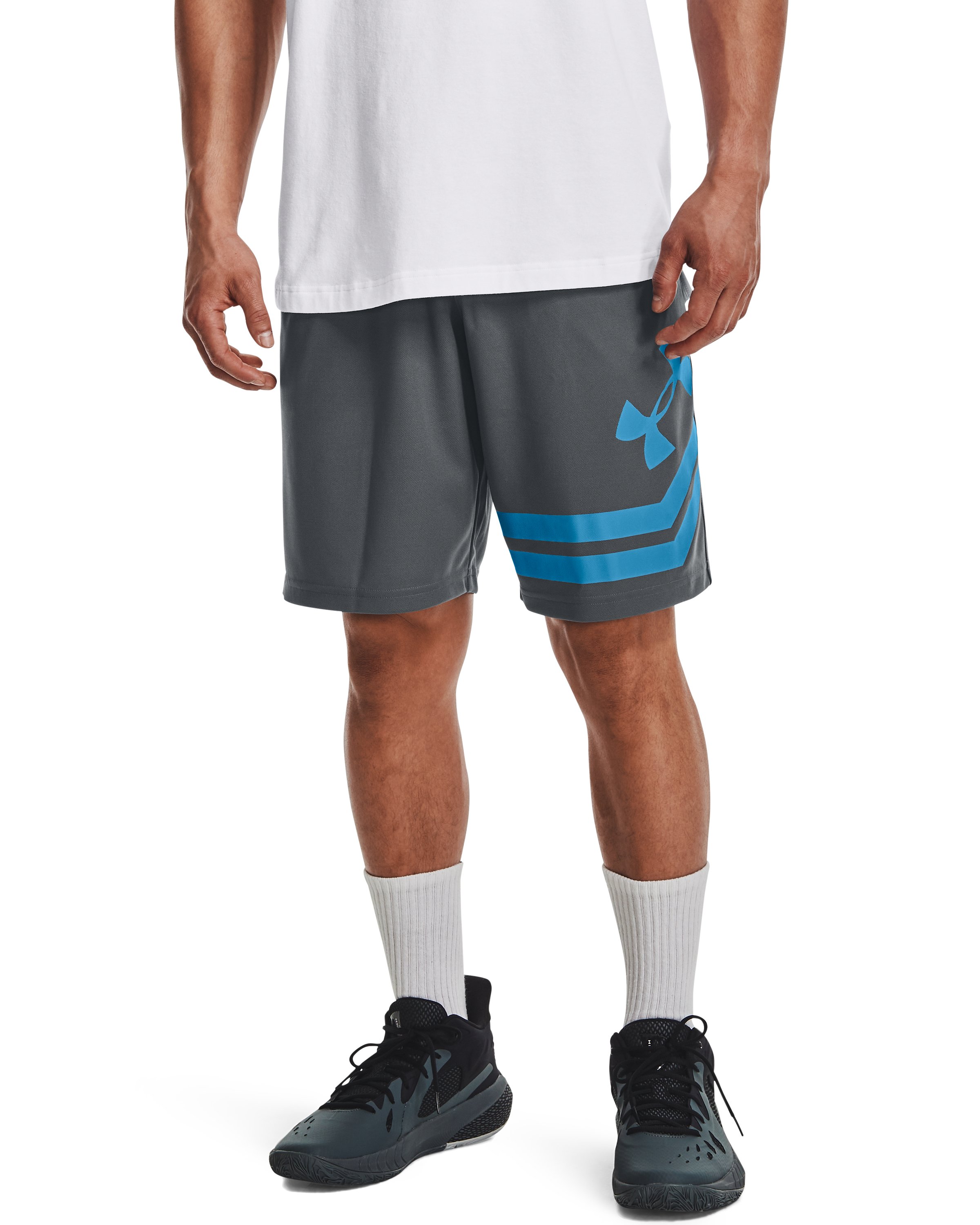 UA Baseline Court Men's 10 Shorts 6