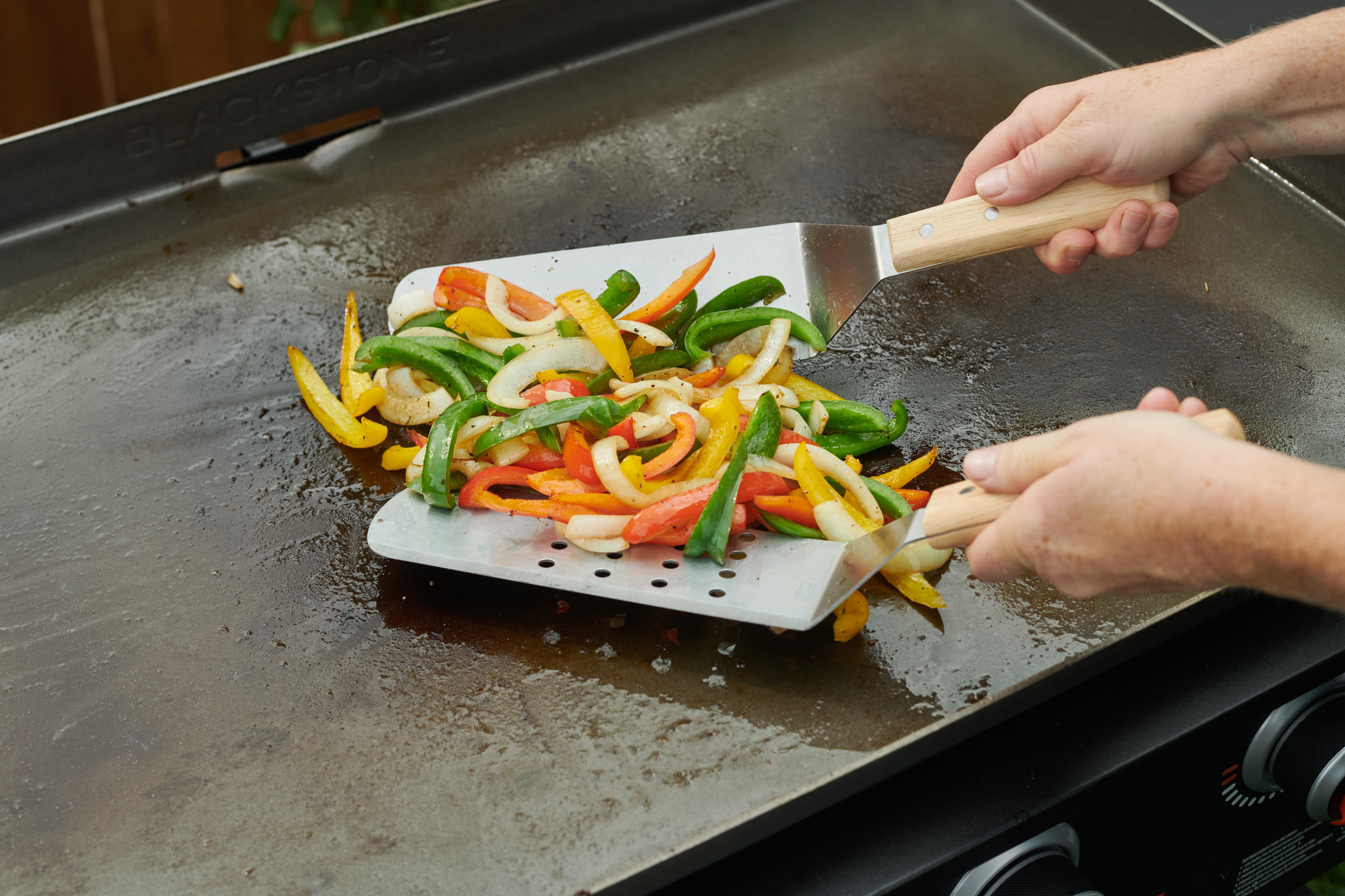 Deluxe Grilling Scraper & Flippers Set 3