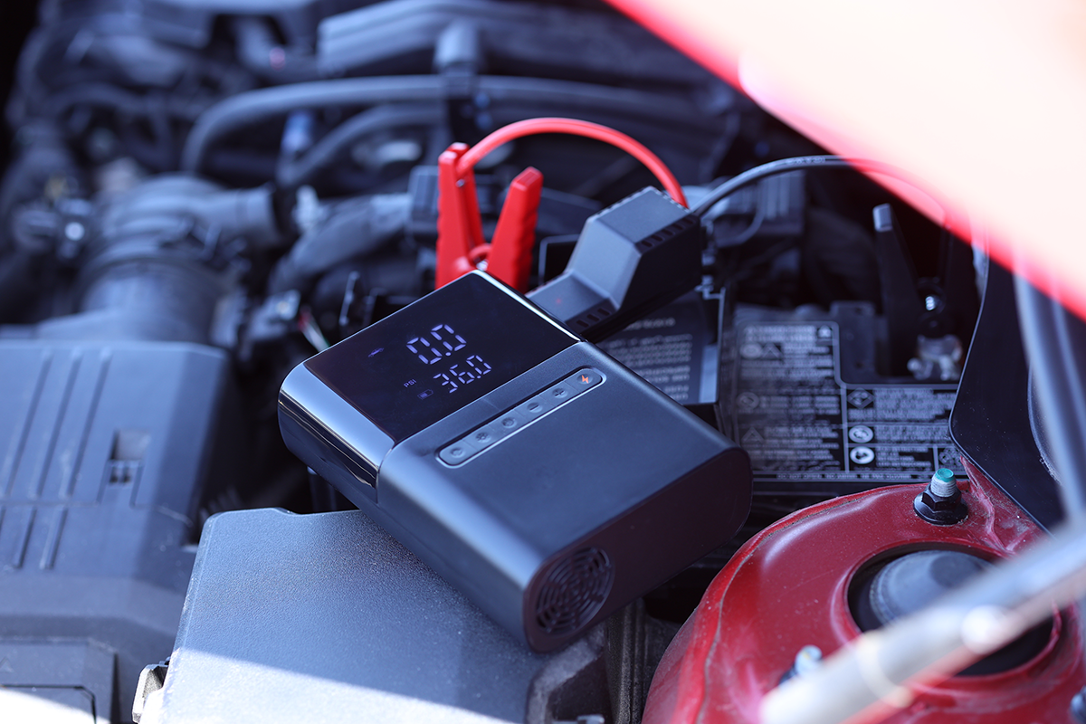 100W Jump Starter/Tire Inflator 6