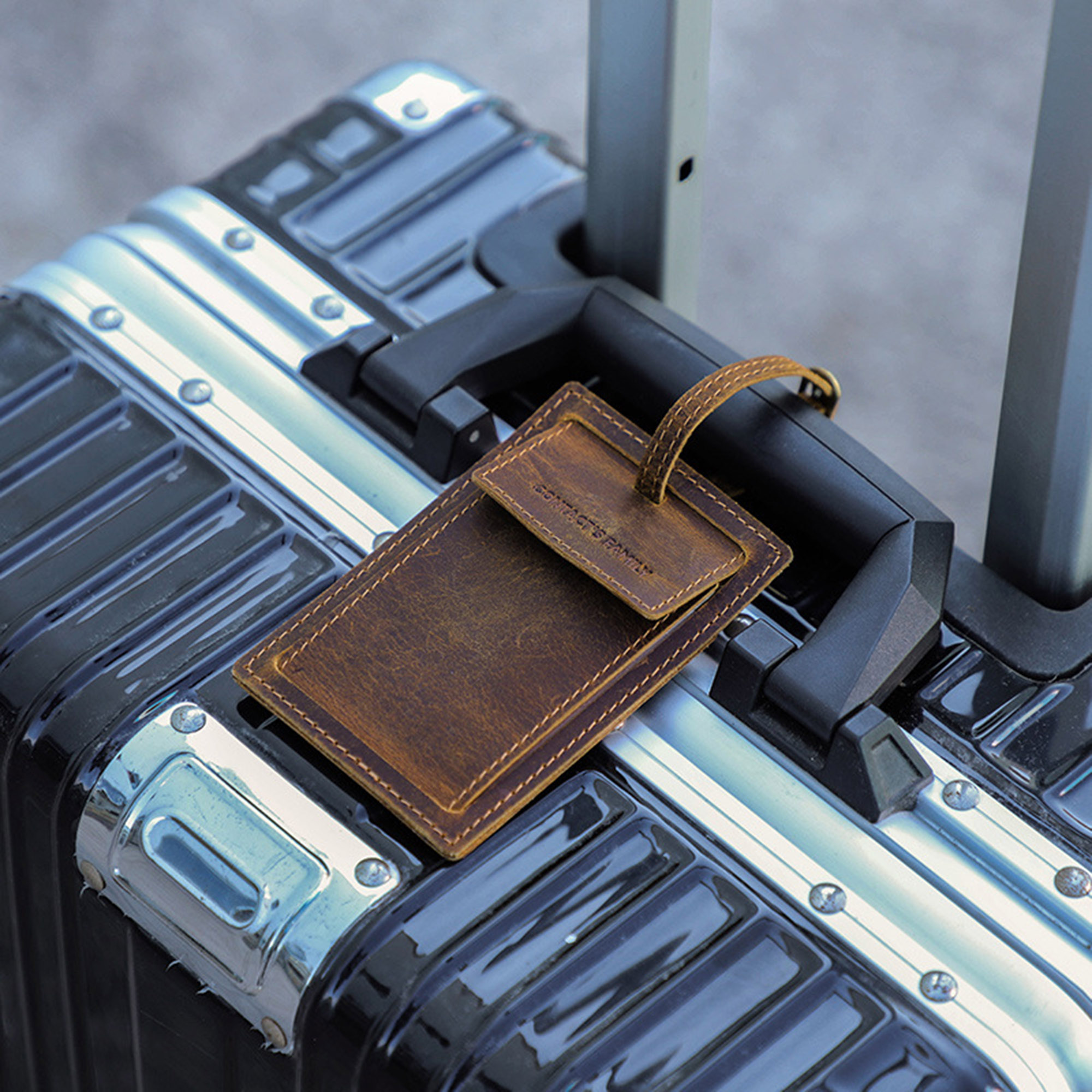 Genuine Leather Luggage Tag With Airtag Holder 4