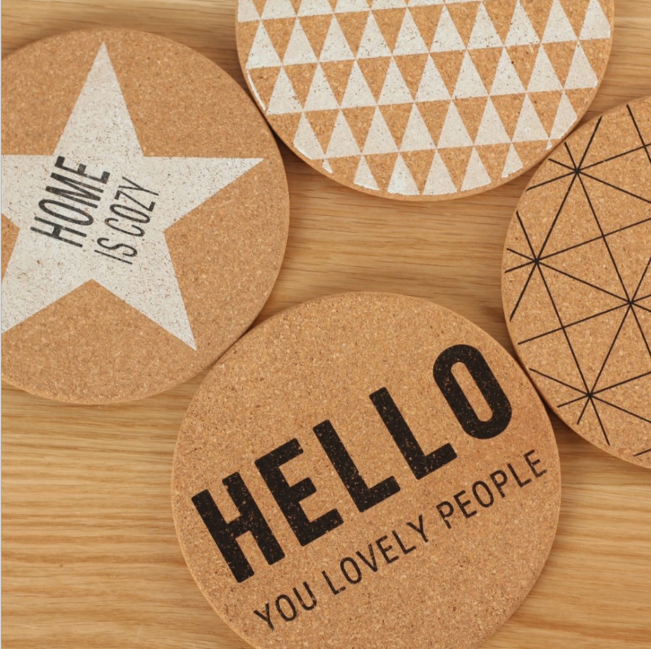 Round customizable cork coaster 1